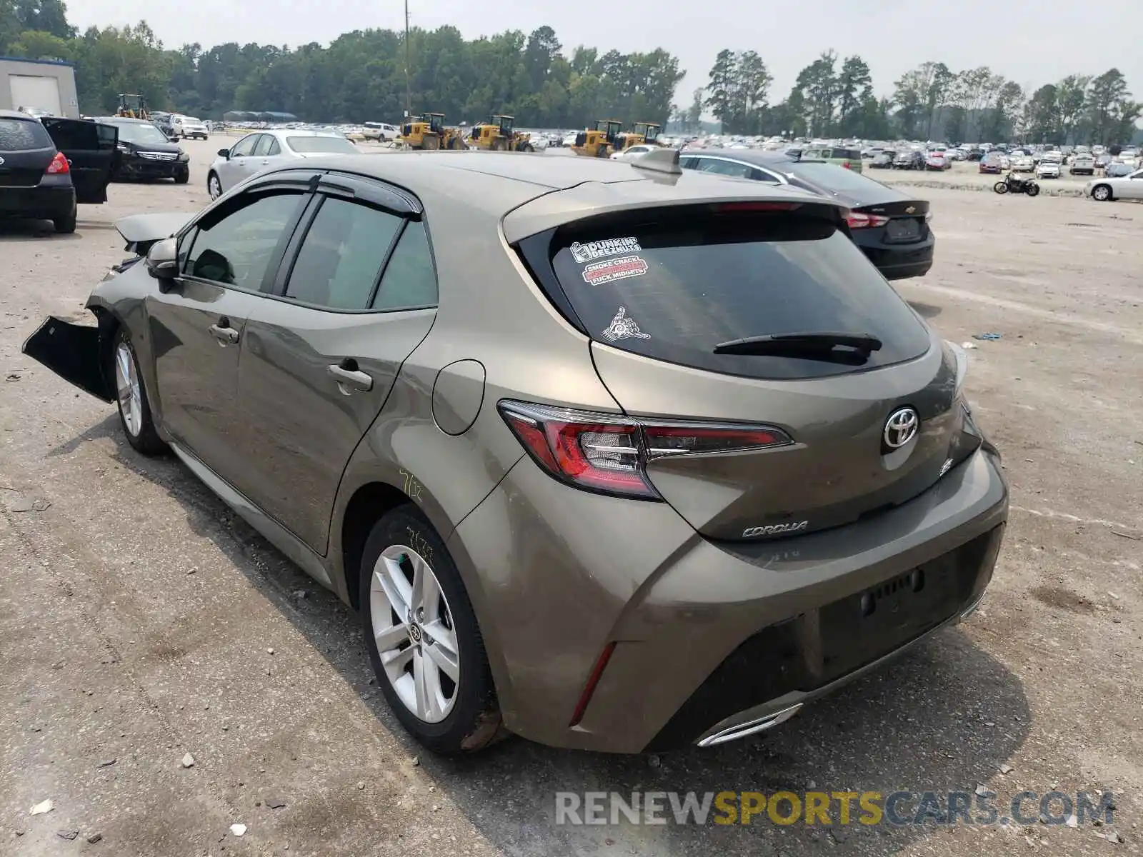 3 Photograph of a damaged car JTNB4RBE2L3084993 TOYOTA COROLLA 2020