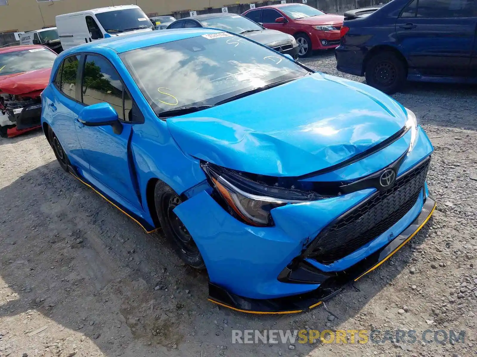 1 Photograph of a damaged car JTNB4RBE7L3080003 TOYOTA COROLLA 2020