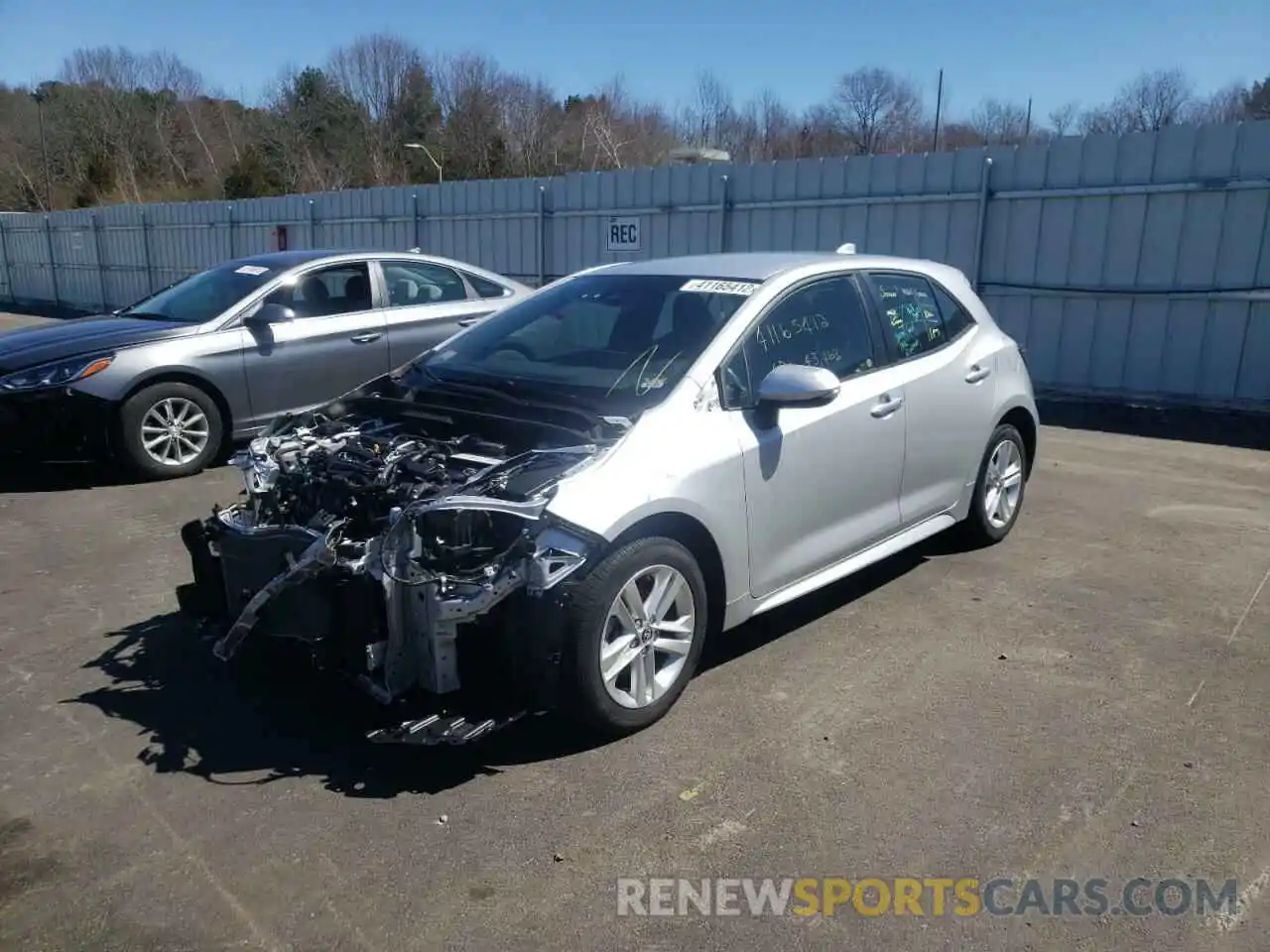 2 Photograph of a damaged car JTNB4RBE9L3101921 TOYOTA COROLLA 2020