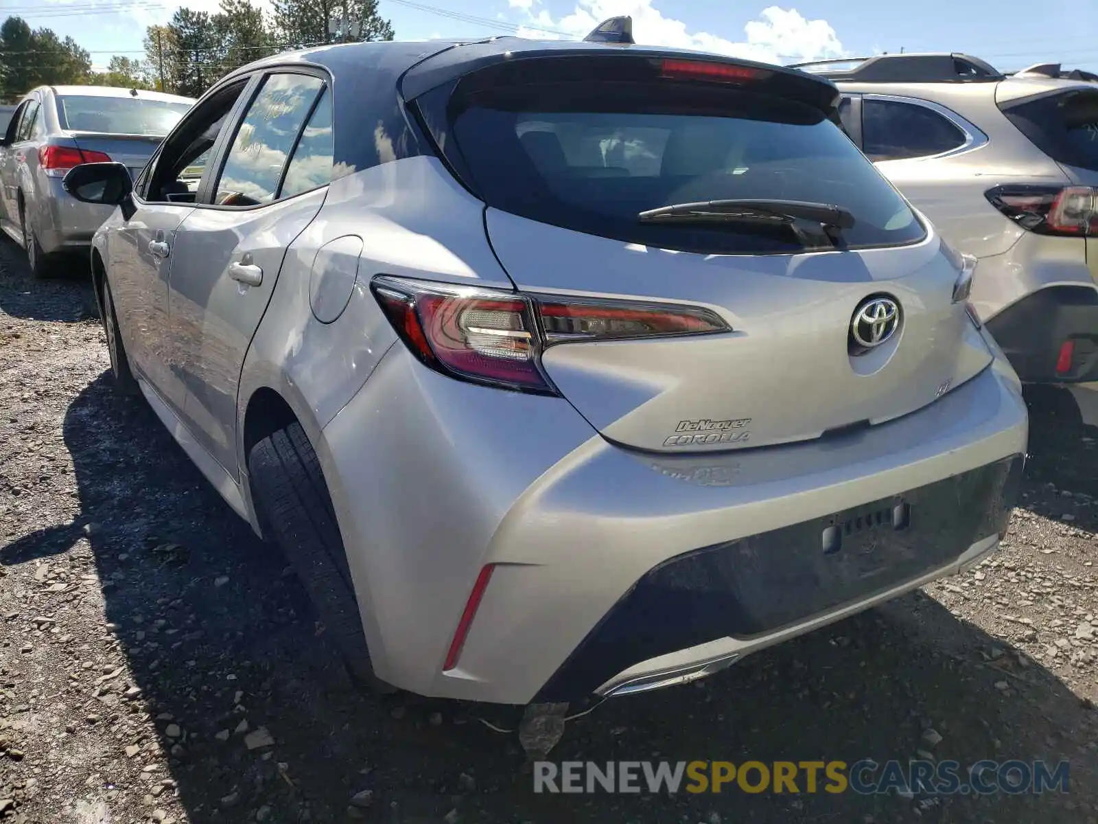 3 Photograph of a damaged car JTNB4RBEXL3088502 TOYOTA COROLLA 2020