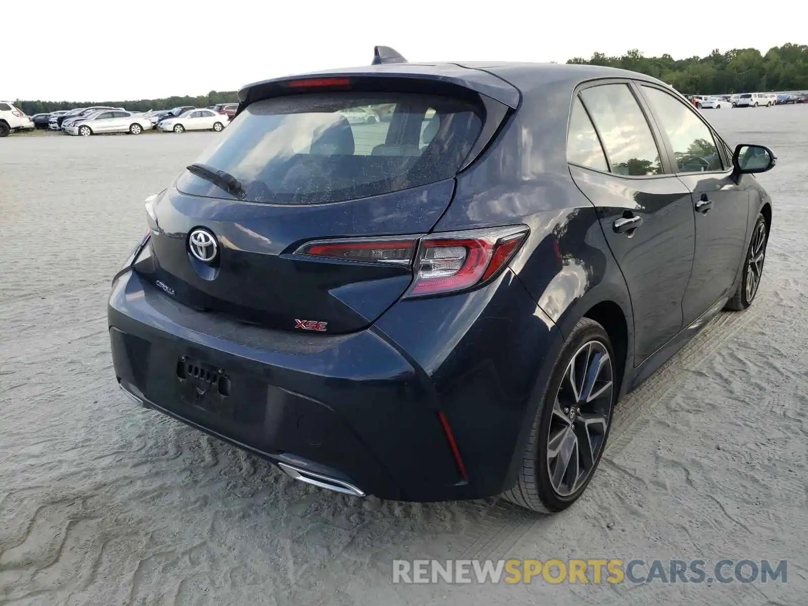 4 Photograph of a damaged car JTNC4RBE1L3085279 TOYOTA COROLLA 2020