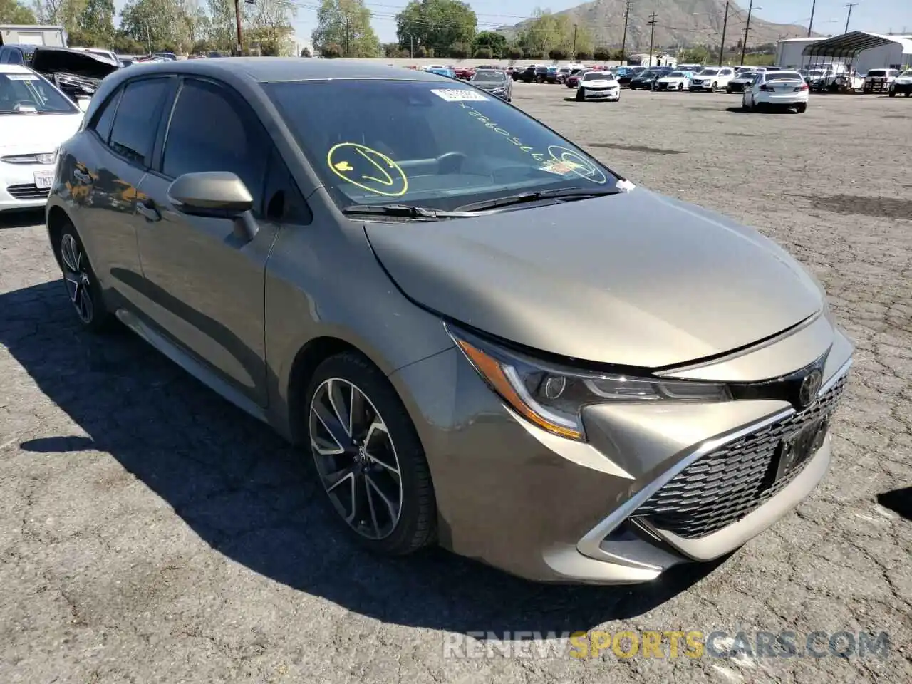 1 Photograph of a damaged car JTNC4RBE2L3094346 TOYOTA COROLLA 2020