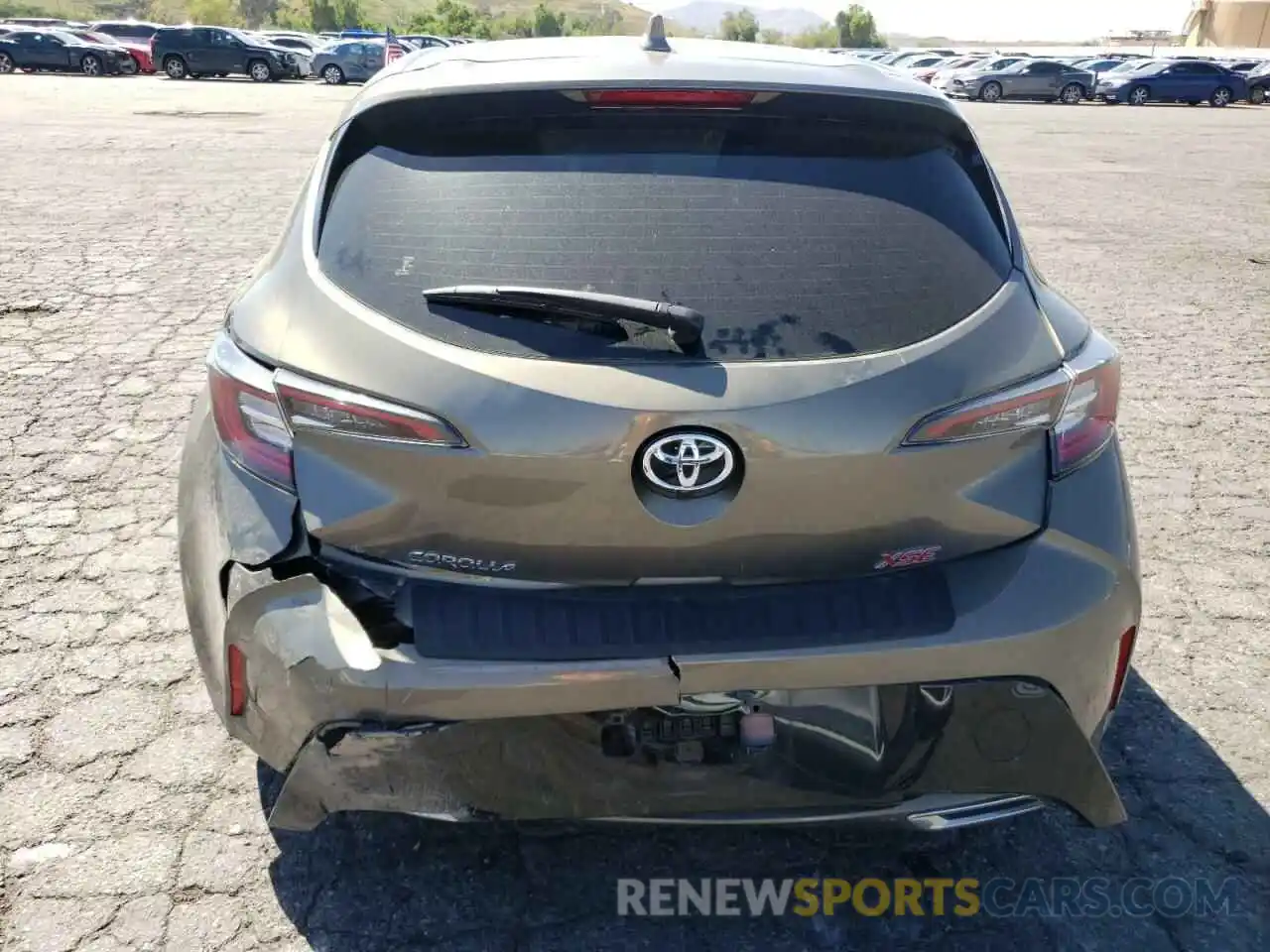 9 Photograph of a damaged car JTNC4RBE2L3094346 TOYOTA COROLLA 2020