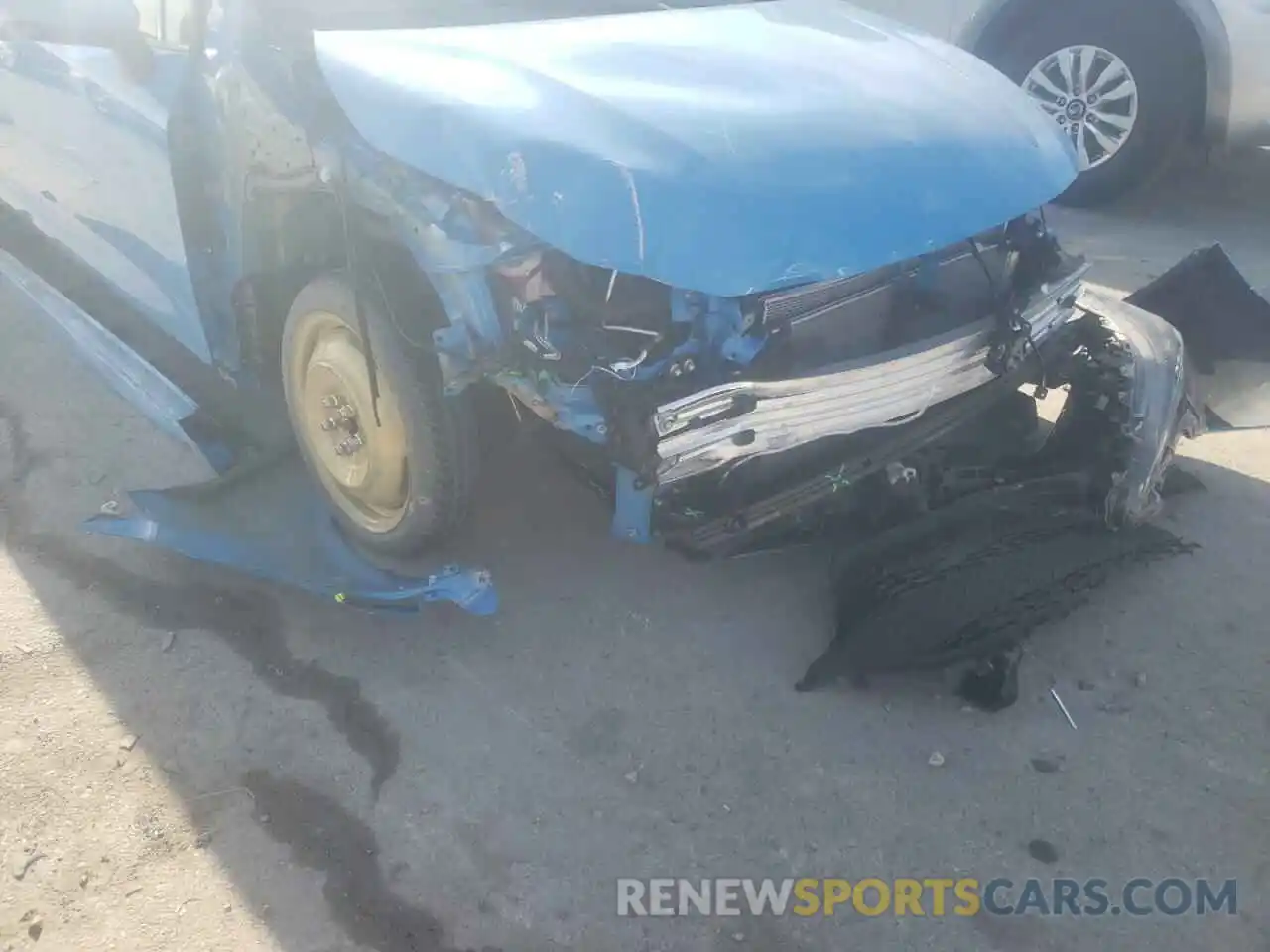 9 Photograph of a damaged car JTNC4RBE3L3098454 TOYOTA COROLLA 2020