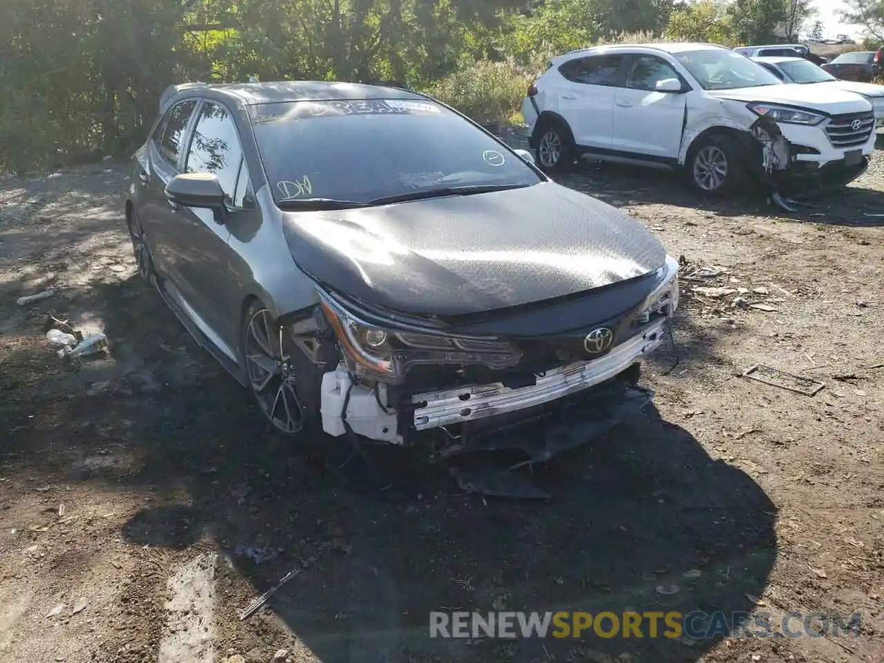 1 Photograph of a damaged car JTNC4RBE4L3081839 TOYOTA COROLLA 2020