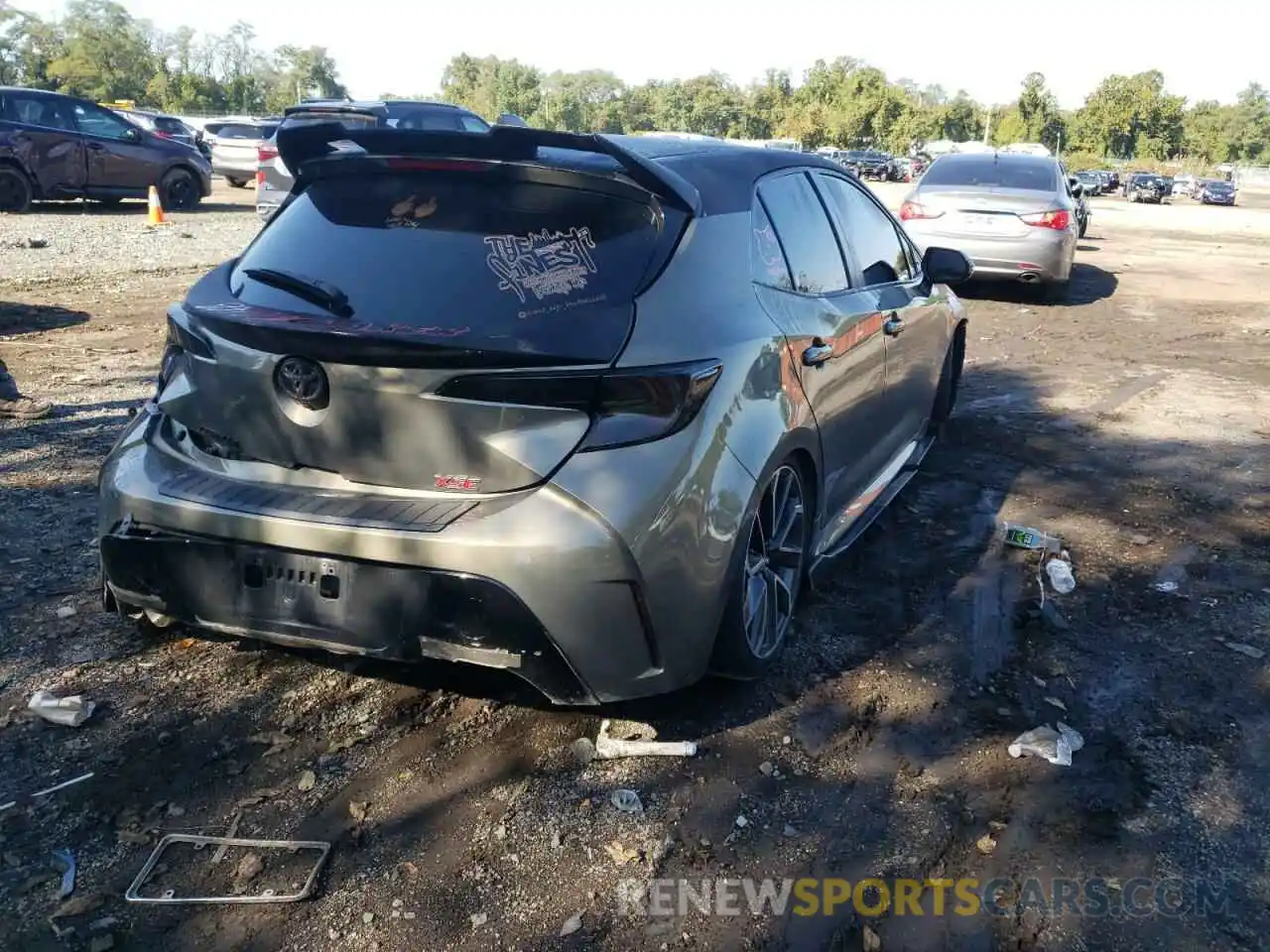 4 Photograph of a damaged car JTNC4RBE4L3081839 TOYOTA COROLLA 2020