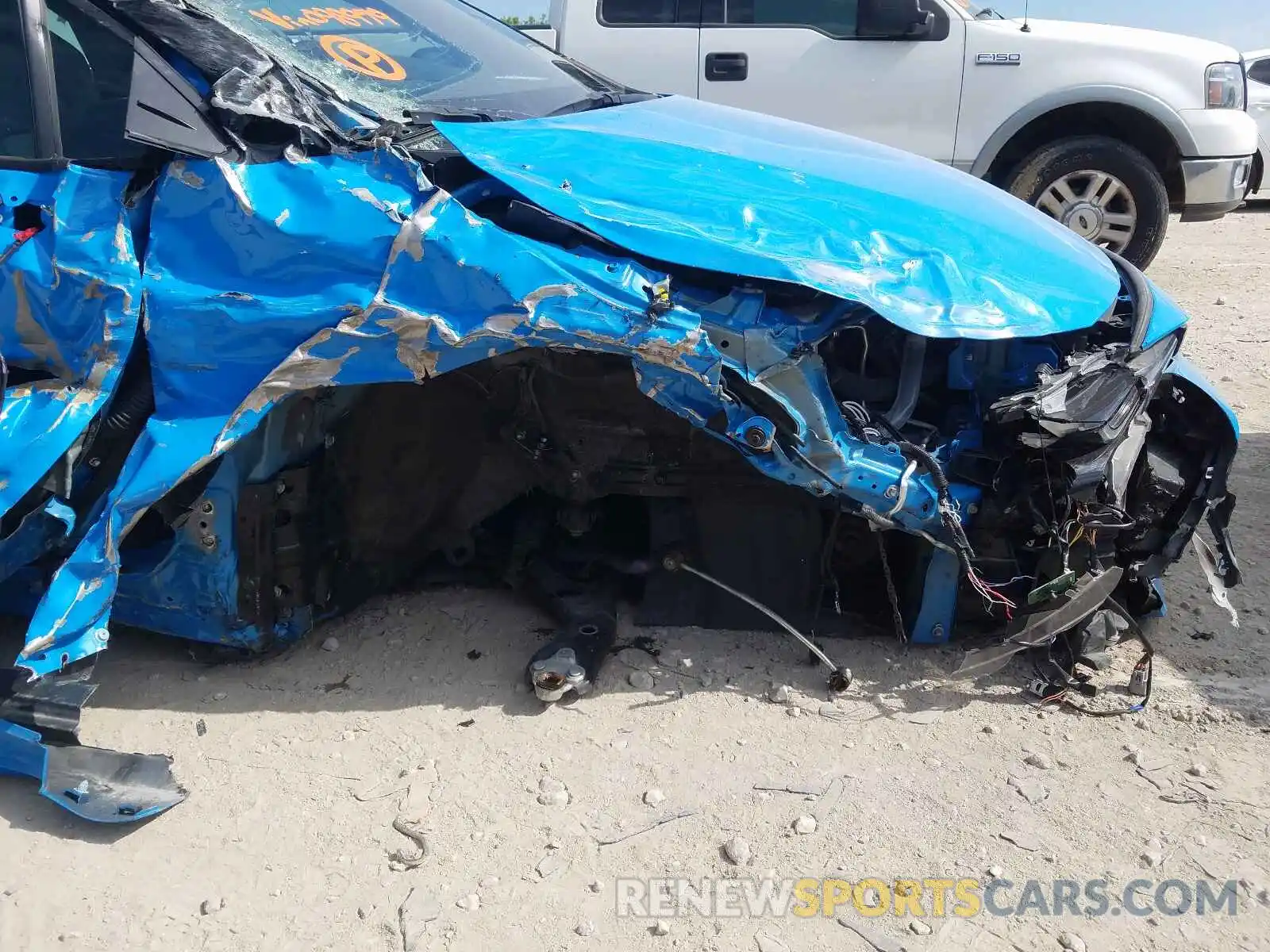 9 Photograph of a damaged car JTNC4RBE6L3098979 TOYOTA COROLLA 2020