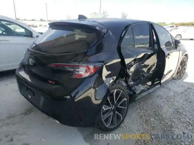 4 Photograph of a damaged car JTNC4RBE6L3102481 TOYOTA COROLLA 2020