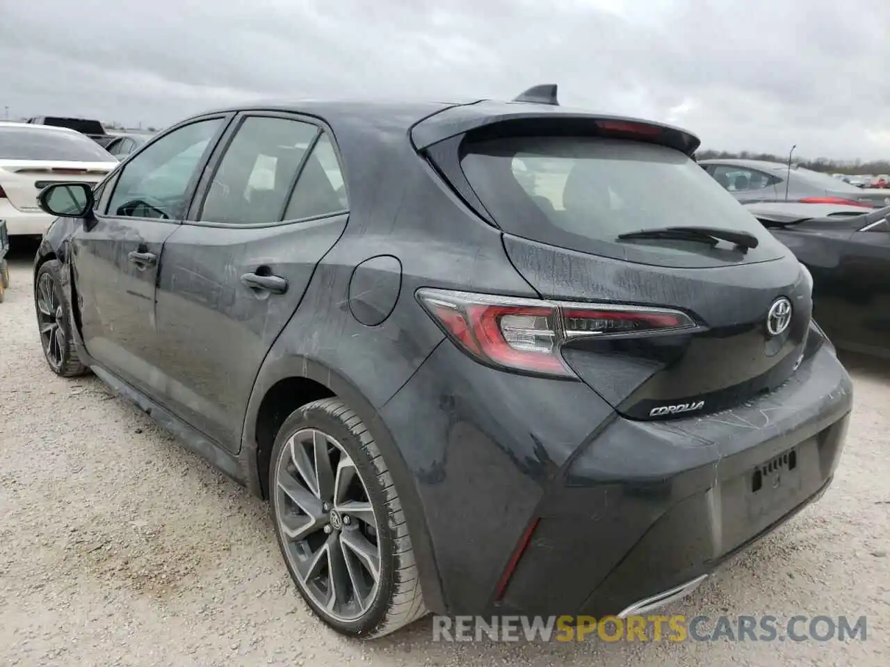 3 Photograph of a damaged car JTNC4RBE7L3073511 TOYOTA COROLLA 2020