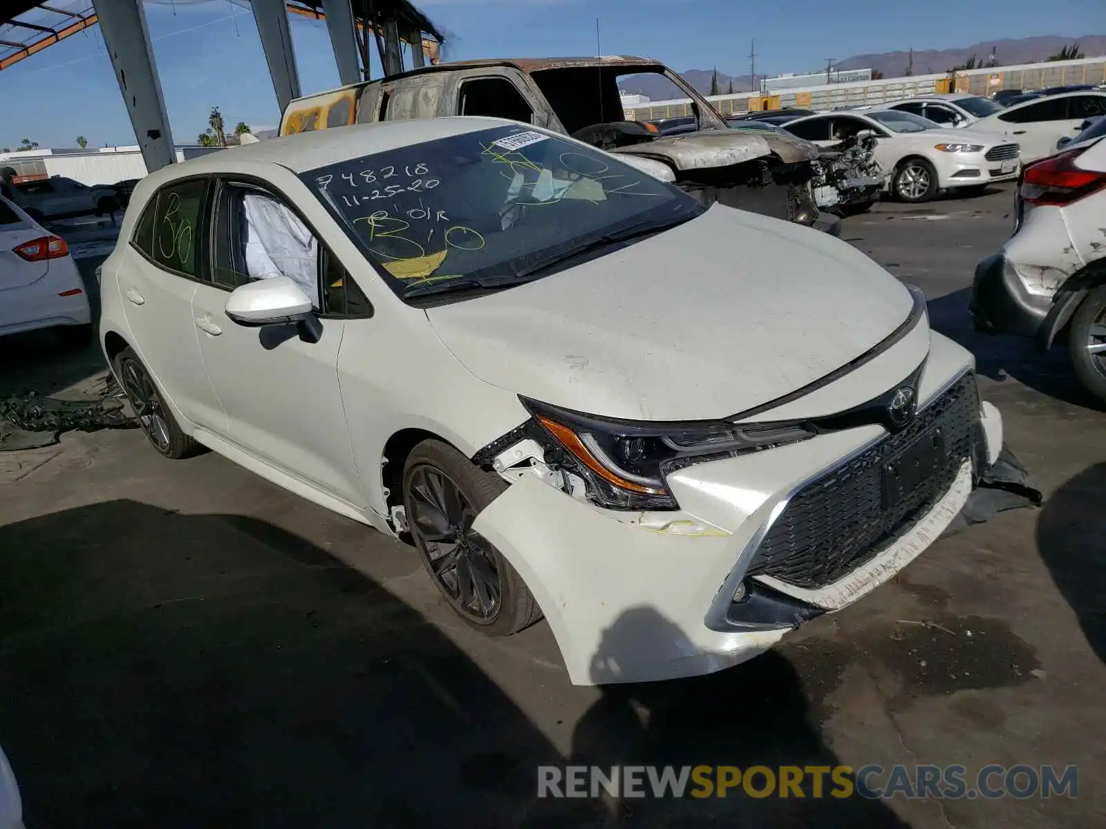 1 Photograph of a damaged car JTNC4RBE8L3092293 TOYOTA COROLLA 2020