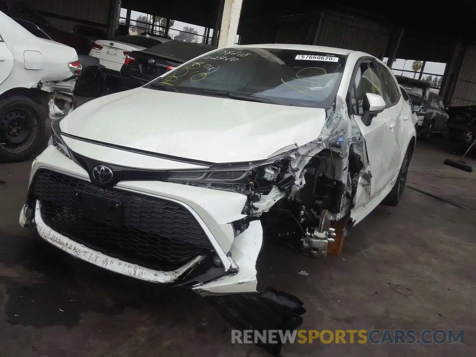 2 Photograph of a damaged car JTNC4RBE8L3092293 TOYOTA COROLLA 2020