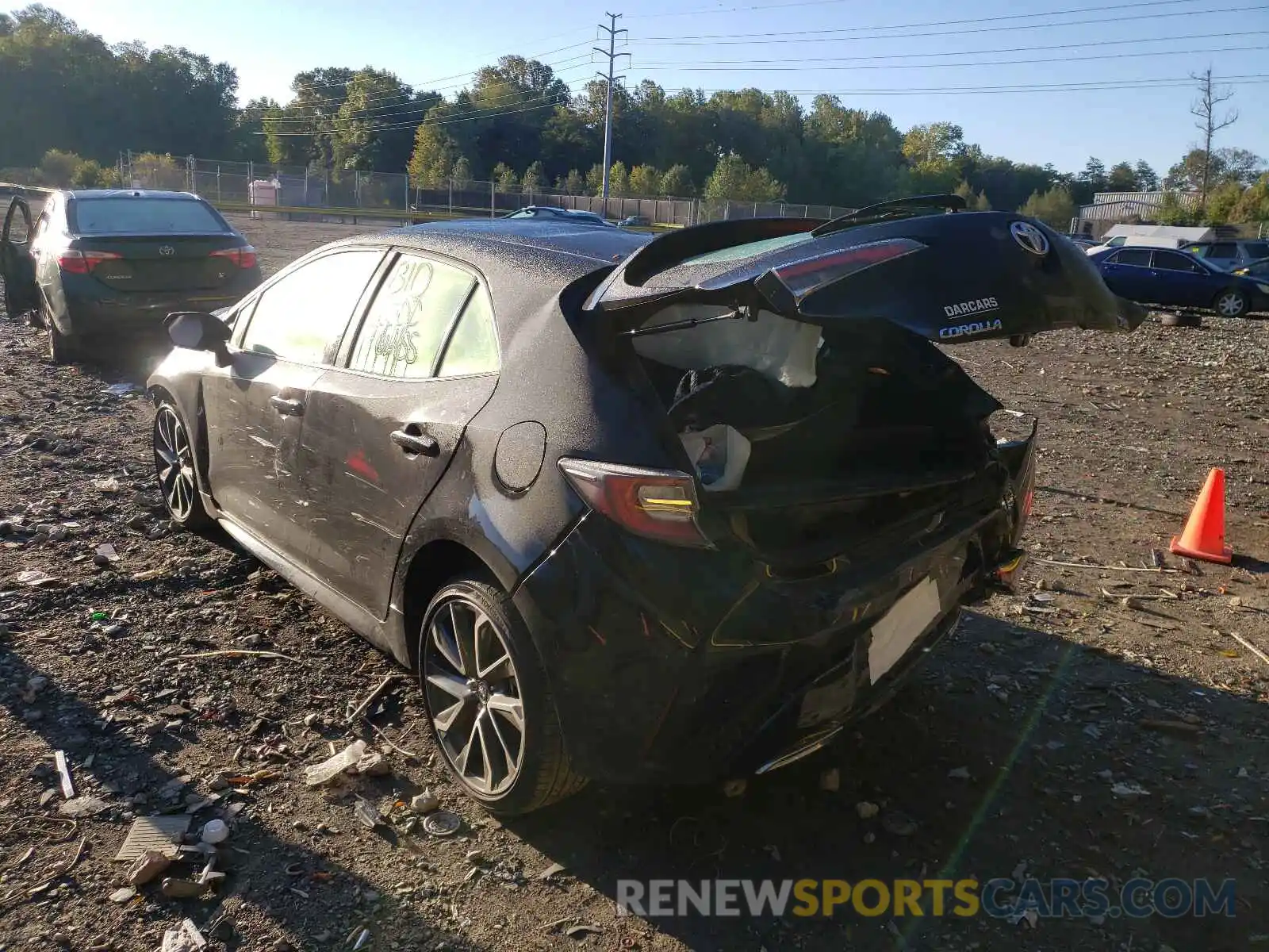 4 Photograph of a damaged car JTNC4RBE9L3092058 TOYOTA COROLLA 2020