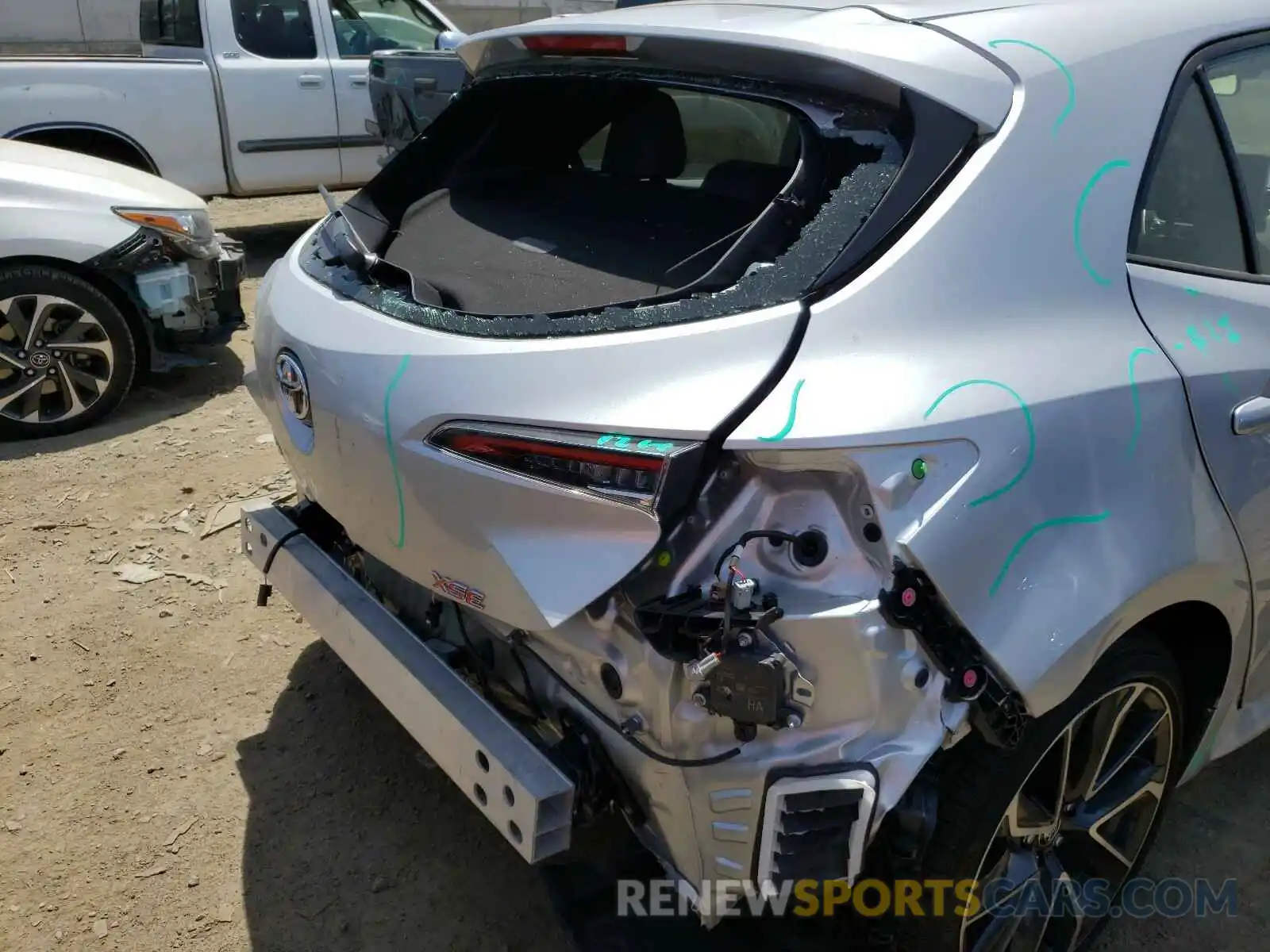 9 Photograph of a damaged car JTNC4RBEXL3082669 TOYOTA COROLLA 2020