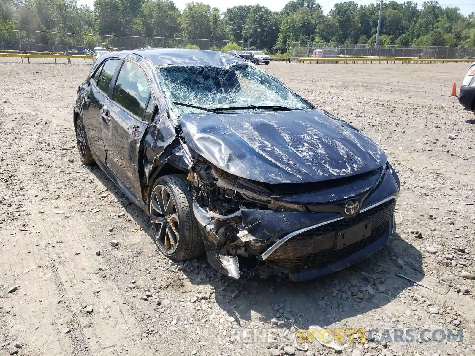 1 Photograph of a damaged car JTNC4RBEXL3090660 TOYOTA COROLLA 2020