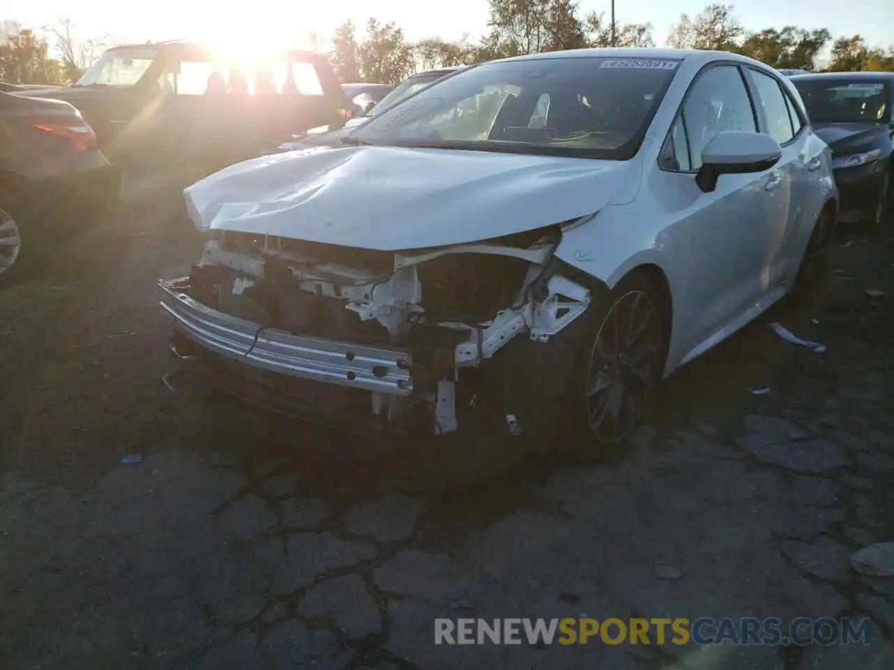 2 Photograph of a damaged car JTNC4RBEXL3090979 TOYOTA COROLLA 2020