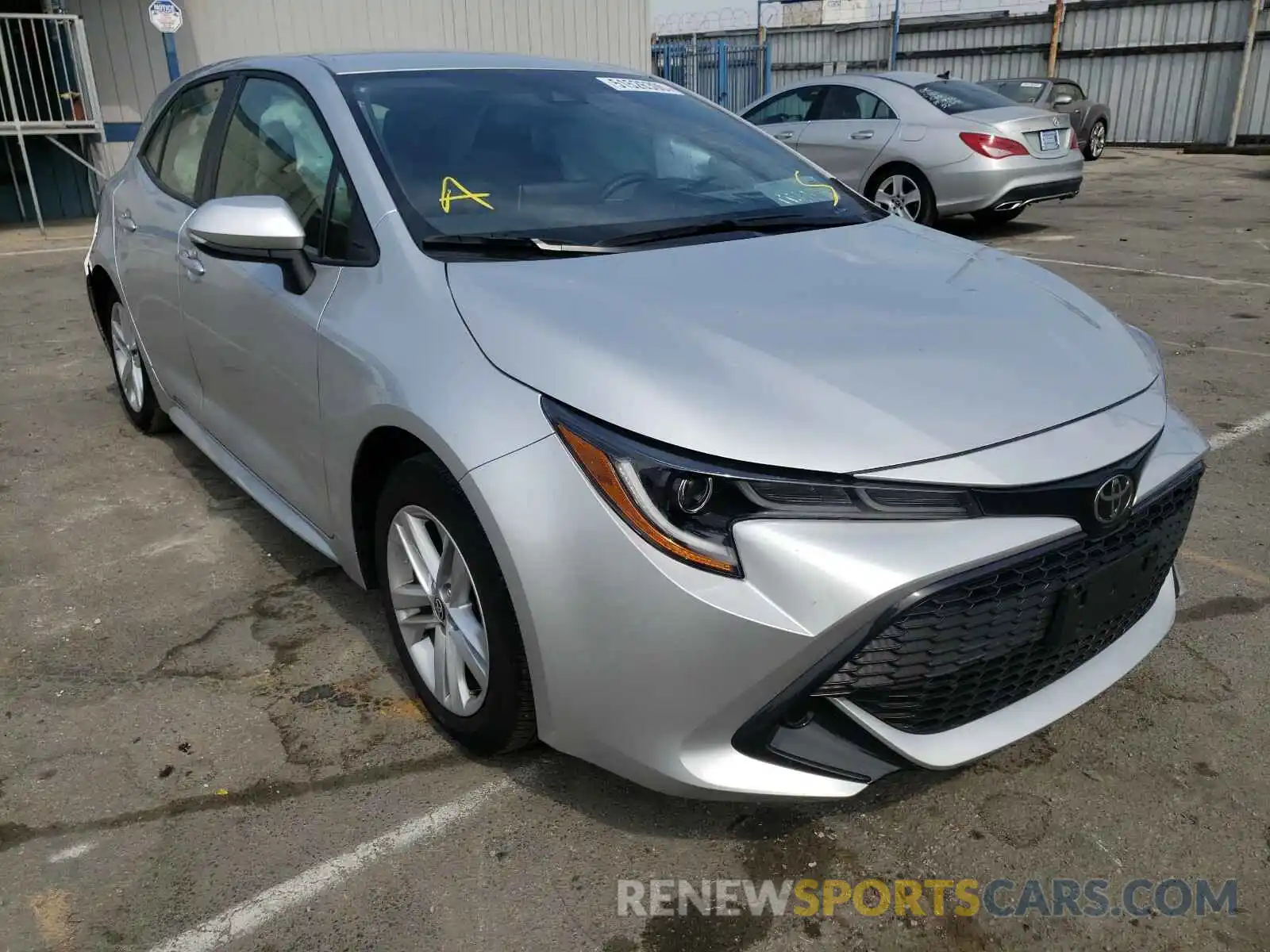 1 Photograph of a damaged car JTND4RBE0L3075041 TOYOTA COROLLA 2020