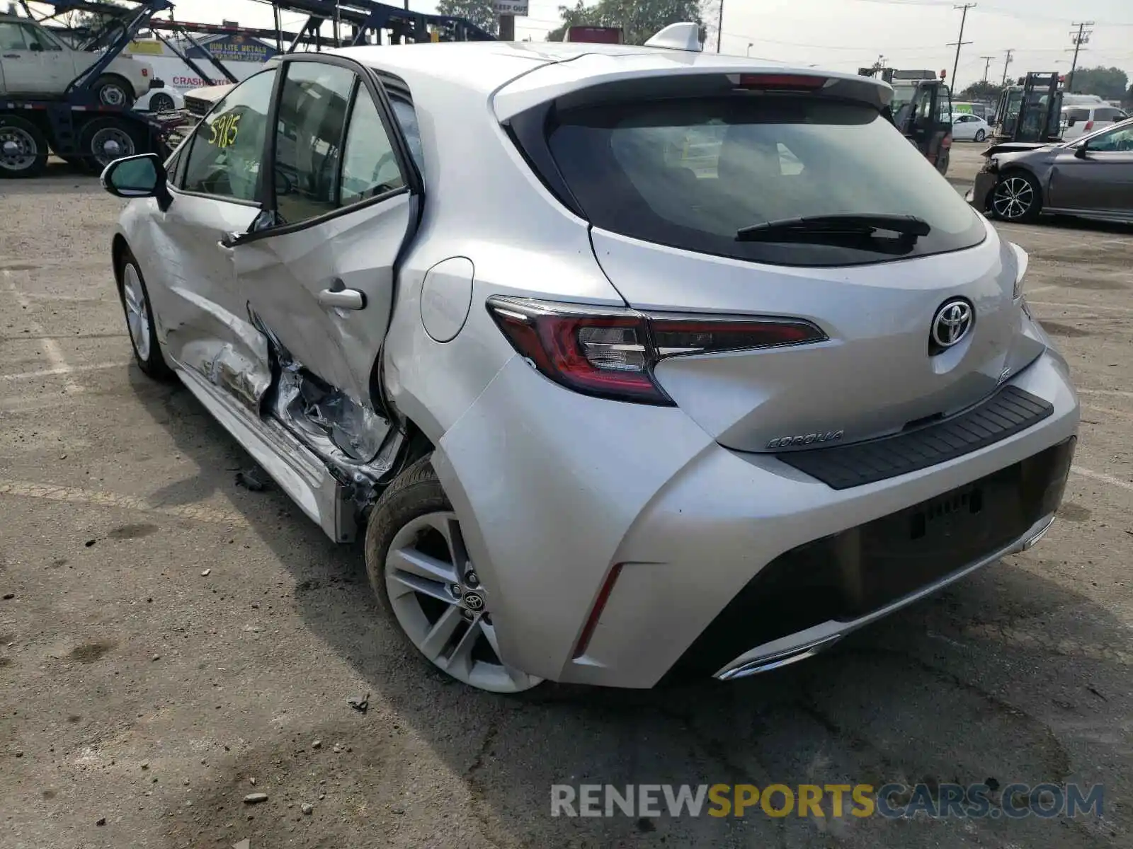 3 Photograph of a damaged car JTND4RBE0L3075041 TOYOTA COROLLA 2020