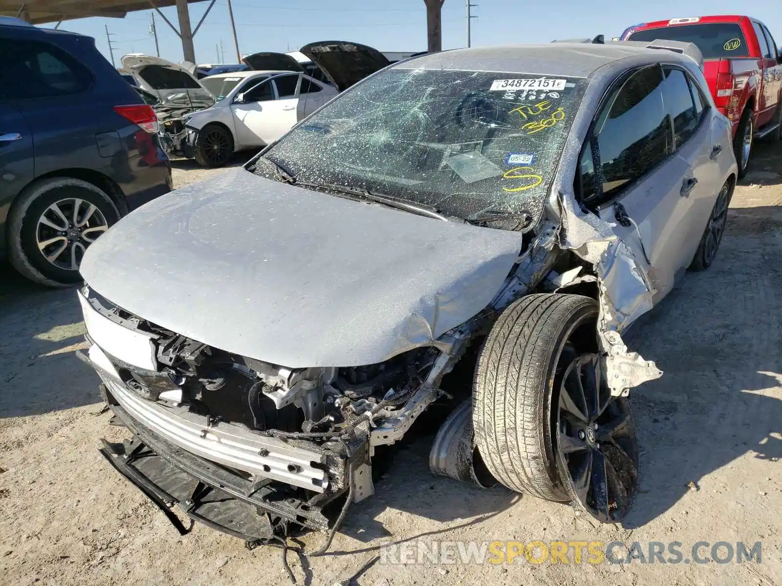 2 Photograph of a damaged car JTND4RBE0L3083754 TOYOTA COROLLA 2020