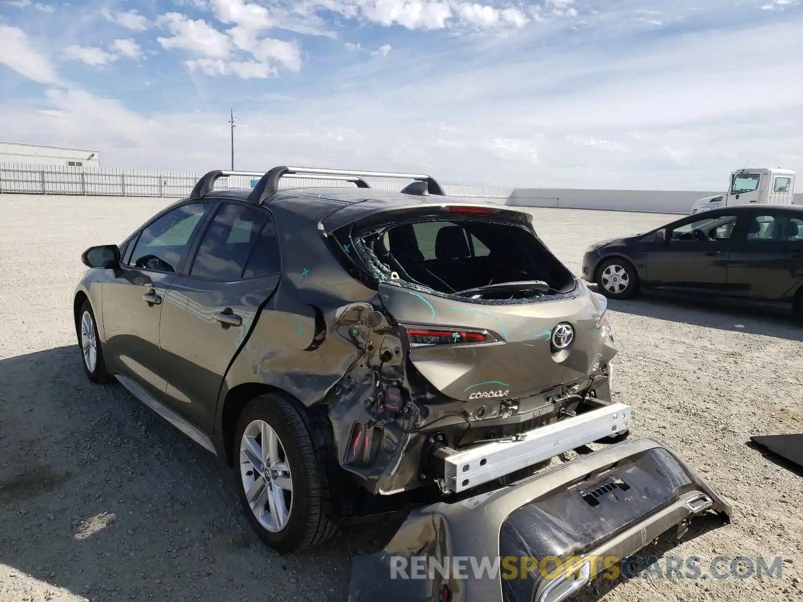 3 Photograph of a damaged car JTND4RBE0L3093491 TOYOTA COROLLA 2020