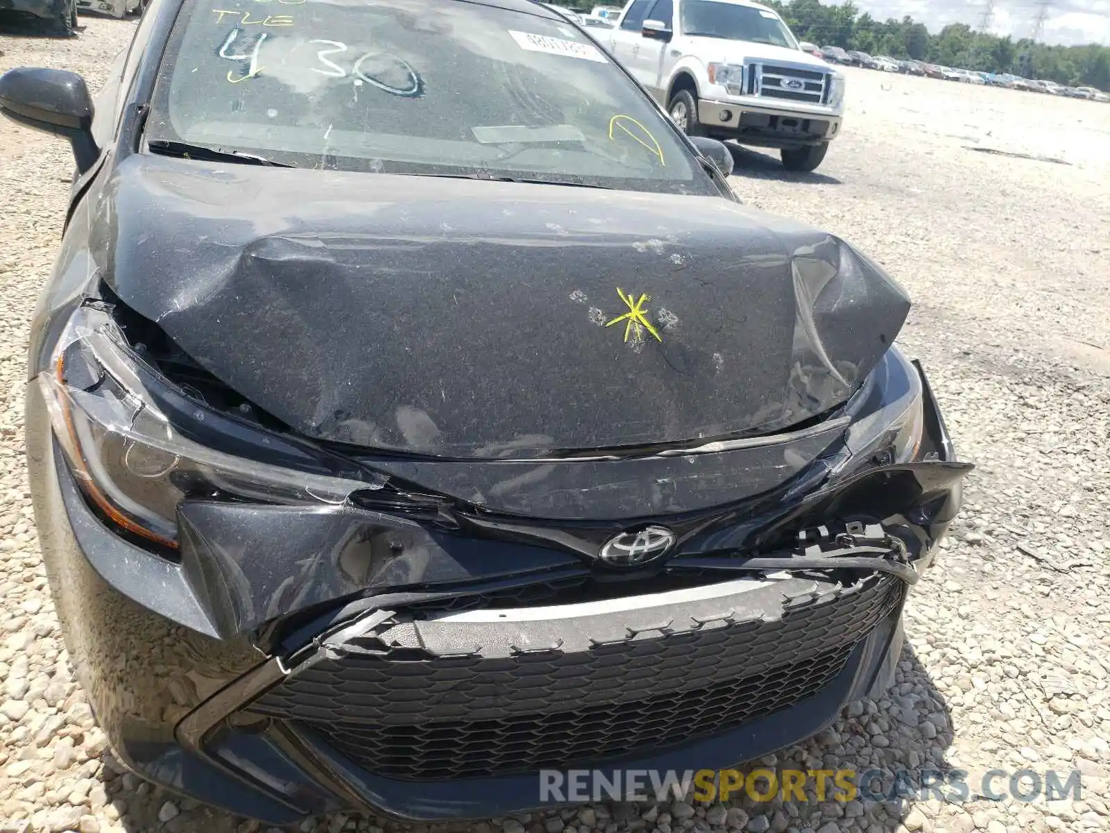 9 Photograph of a damaged car JTND4RBE0L3094995 TOYOTA COROLLA 2020