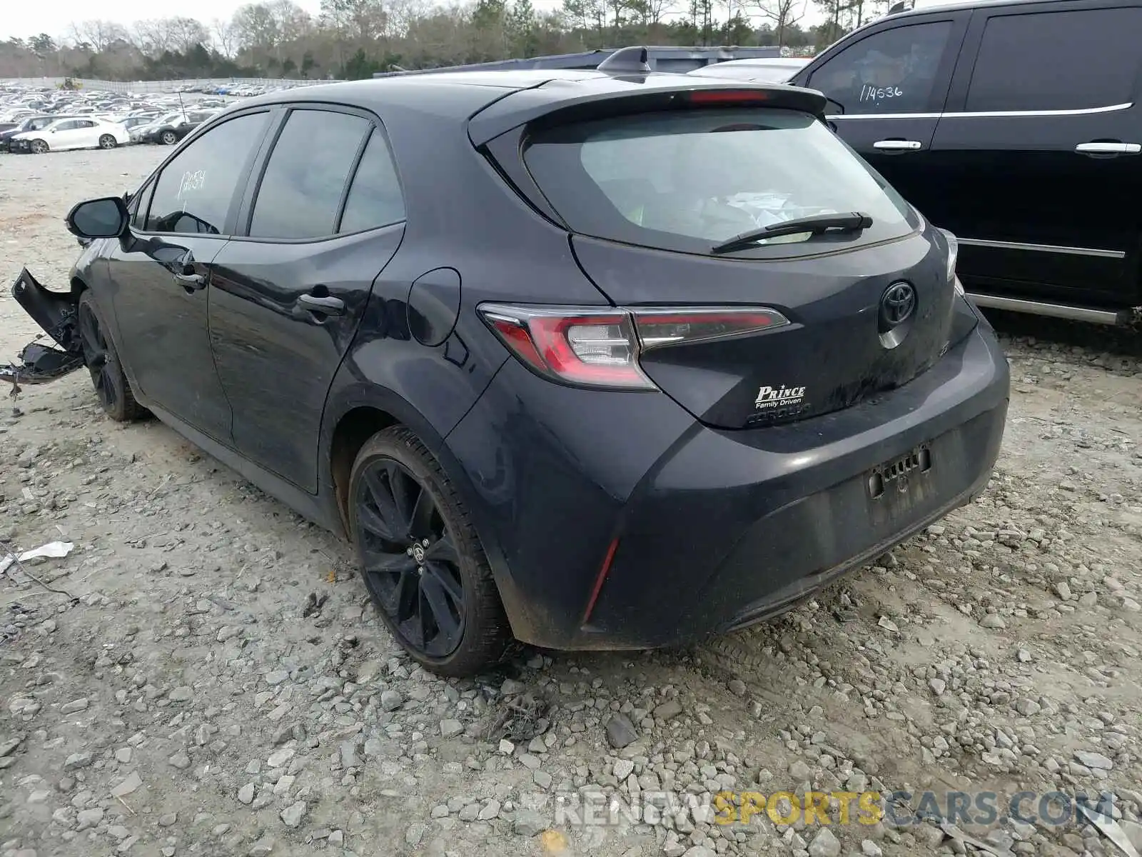 3 Photograph of a damaged car JTND4RBE1L3096707 TOYOTA COROLLA 2020