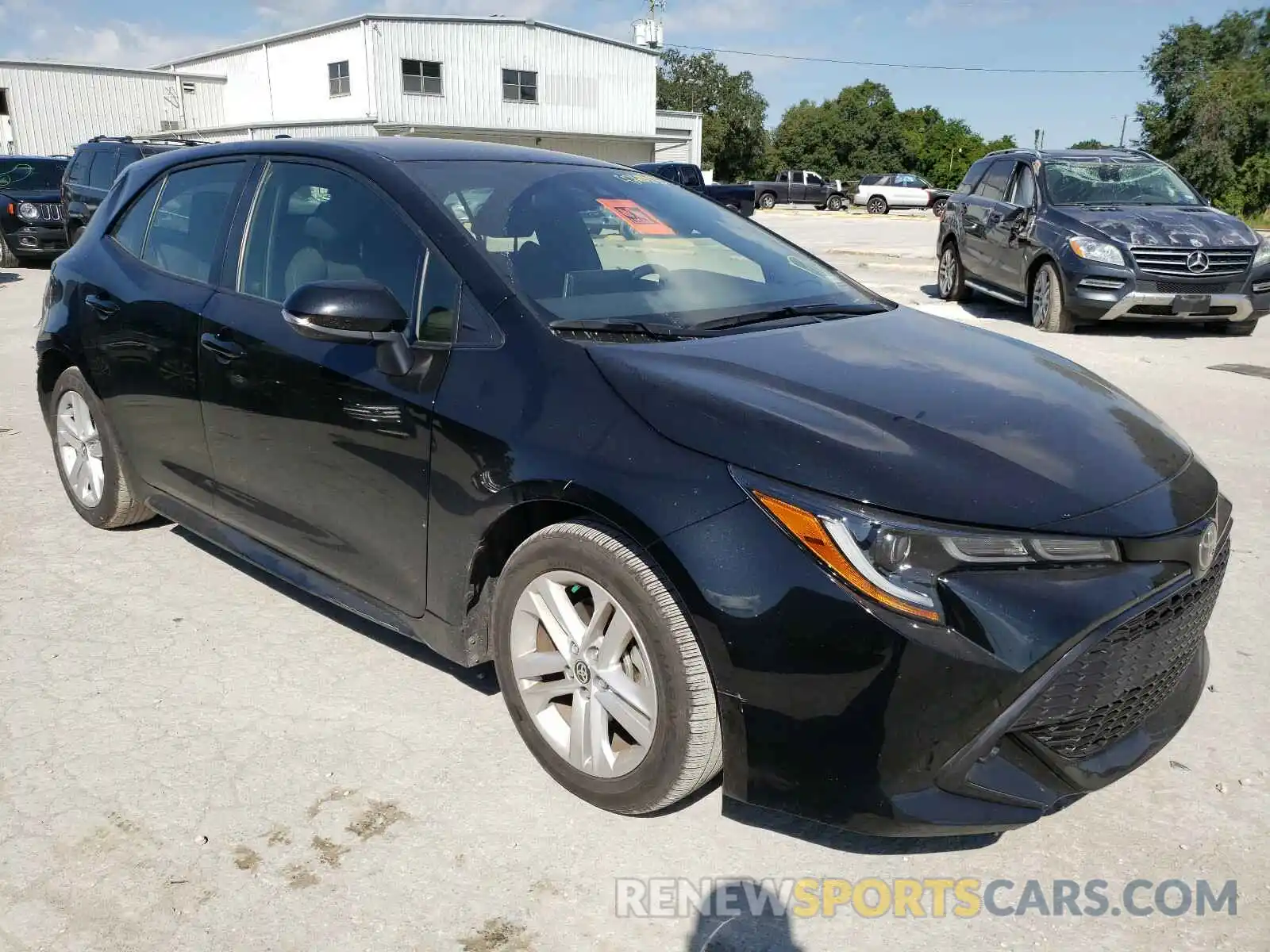 1 Photograph of a damaged car JTND4RBE2L3075963 TOYOTA COROLLA 2020