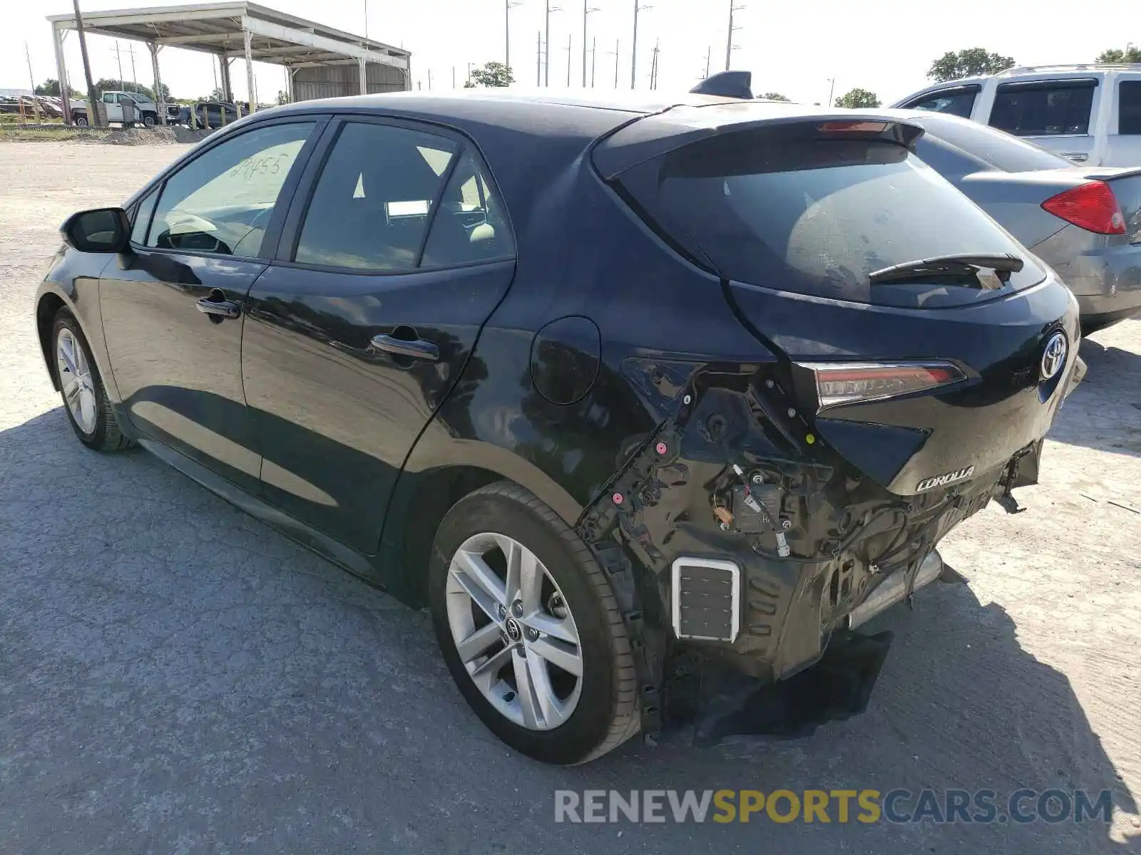 3 Photograph of a damaged car JTND4RBE2L3075963 TOYOTA COROLLA 2020