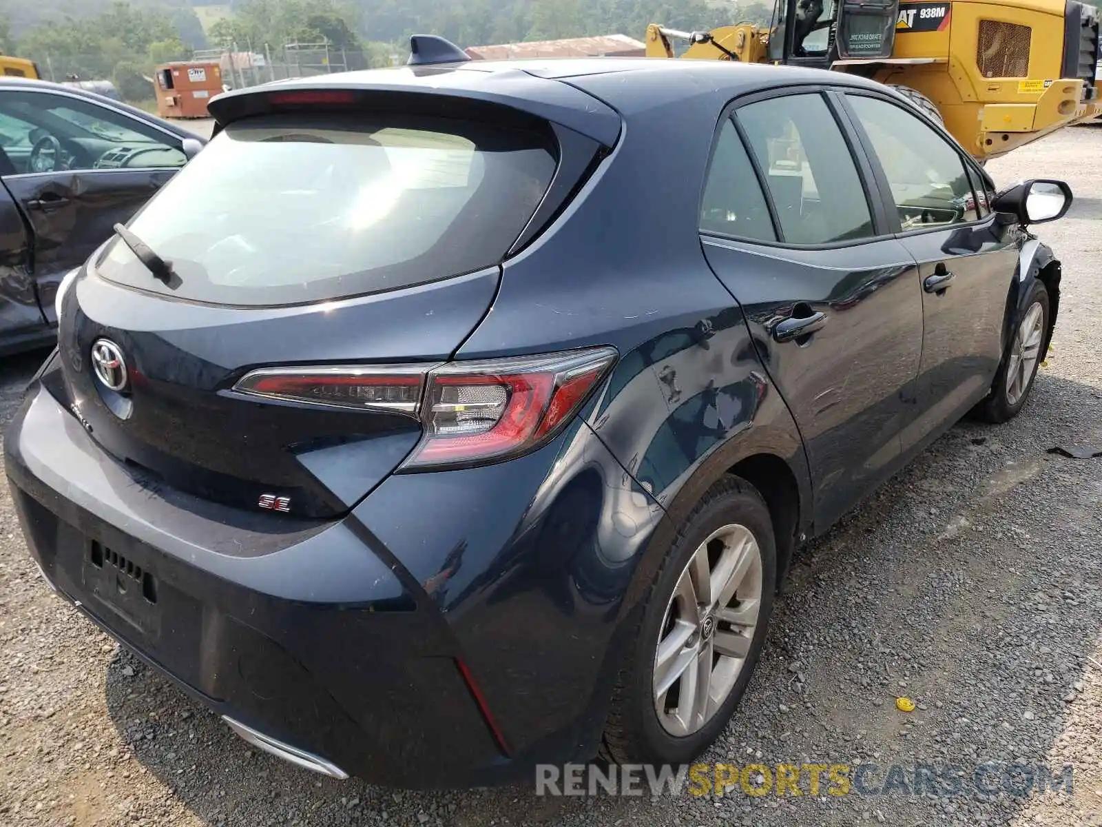 4 Photograph of a damaged car JTND4RBE2L3077275 TOYOTA COROLLA 2020