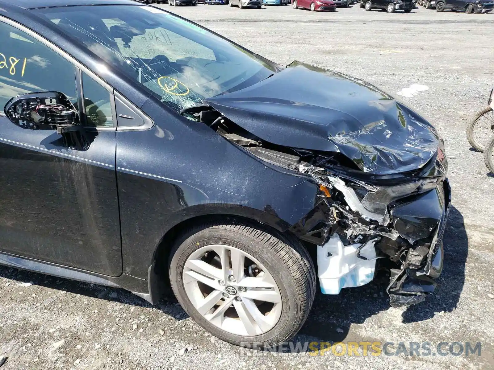 9 Photograph of a damaged car JTND4RBE2L3079642 TOYOTA COROLLA 2020