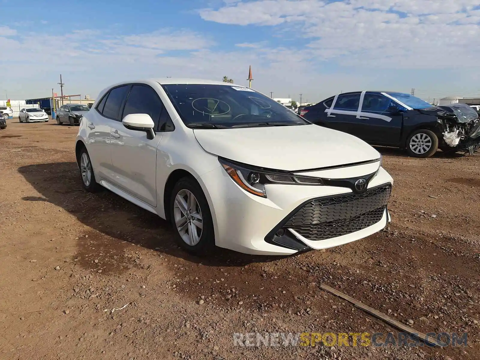 1 Photograph of a damaged car JTND4RBE2L3084033 TOYOTA COROLLA 2020