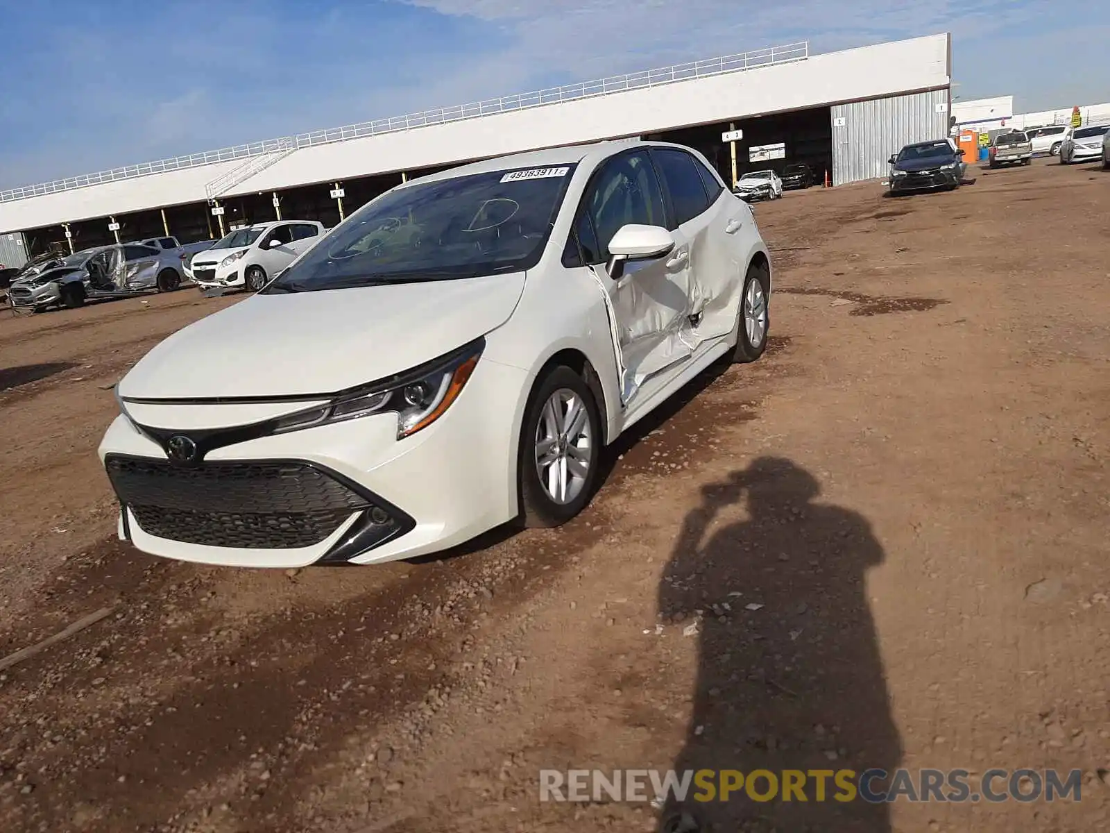 2 Photograph of a damaged car JTND4RBE2L3084033 TOYOTA COROLLA 2020