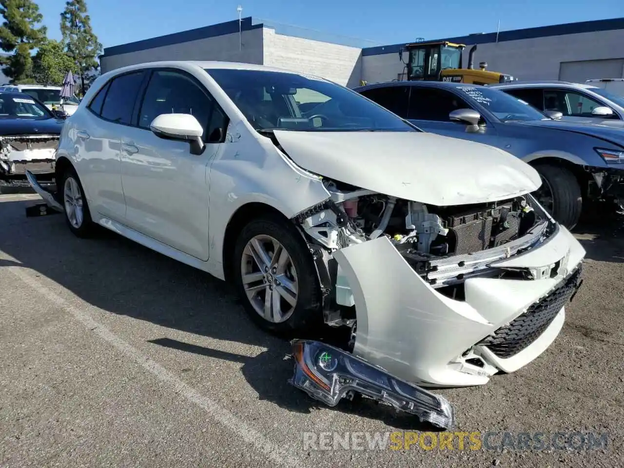 4 Photograph of a damaged car JTND4RBE2L3086462 TOYOTA COROLLA 2020