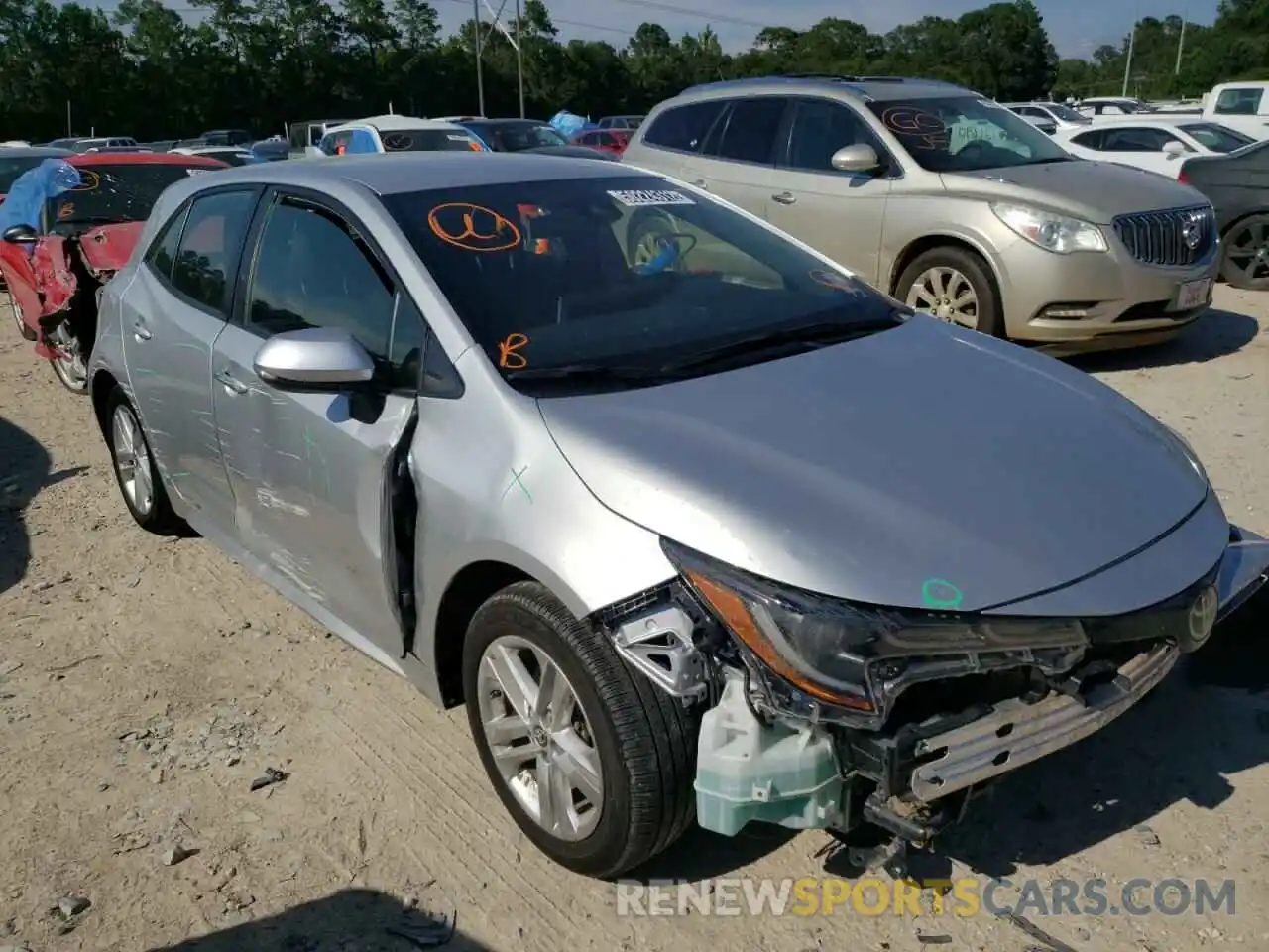 1 Photograph of a damaged car JTND4RBE2L3087790 TOYOTA COROLLA 2020