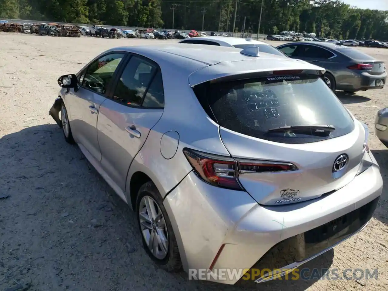 3 Photograph of a damaged car JTND4RBE2L3087790 TOYOTA COROLLA 2020