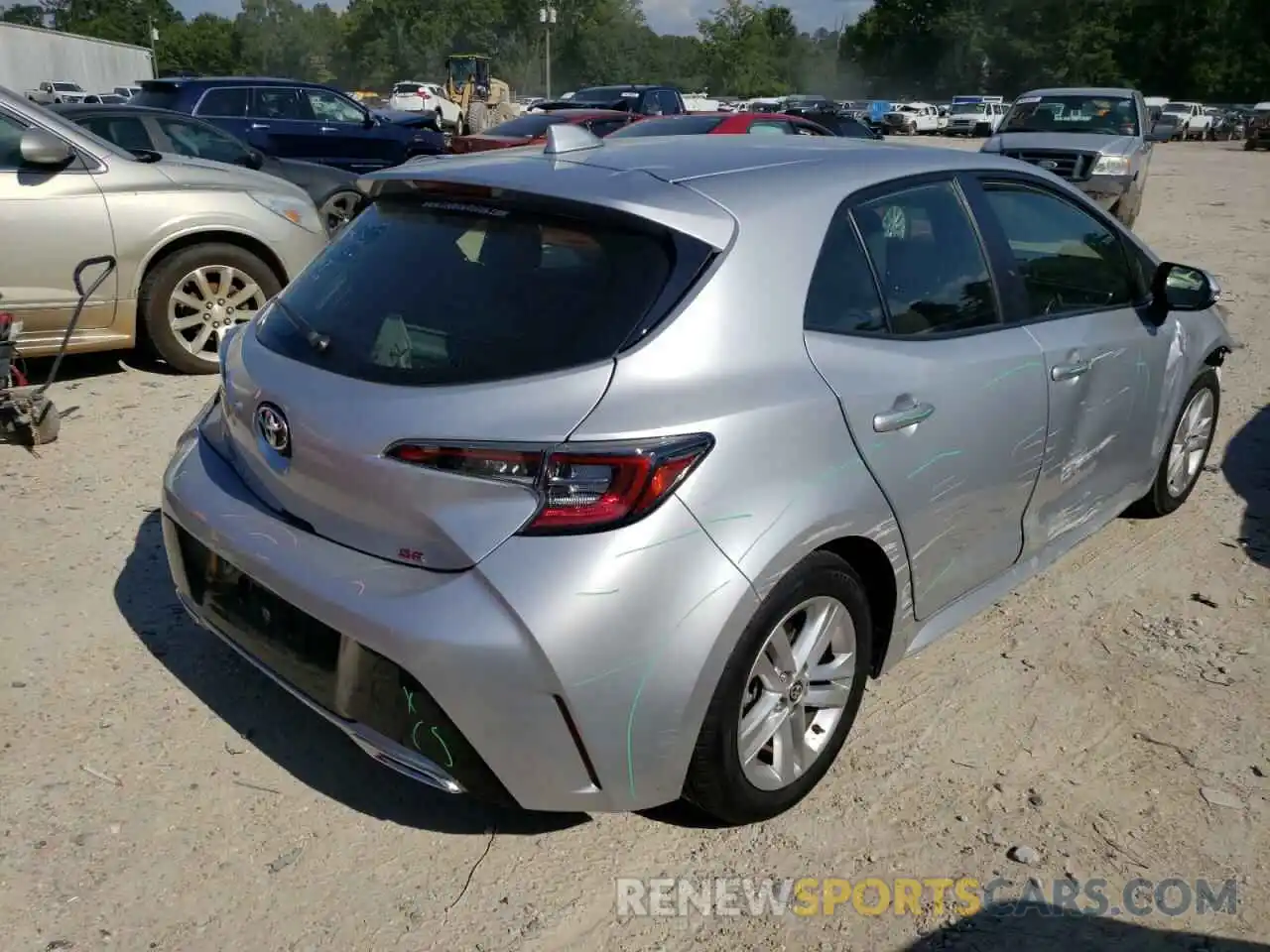 4 Photograph of a damaged car JTND4RBE2L3087790 TOYOTA COROLLA 2020