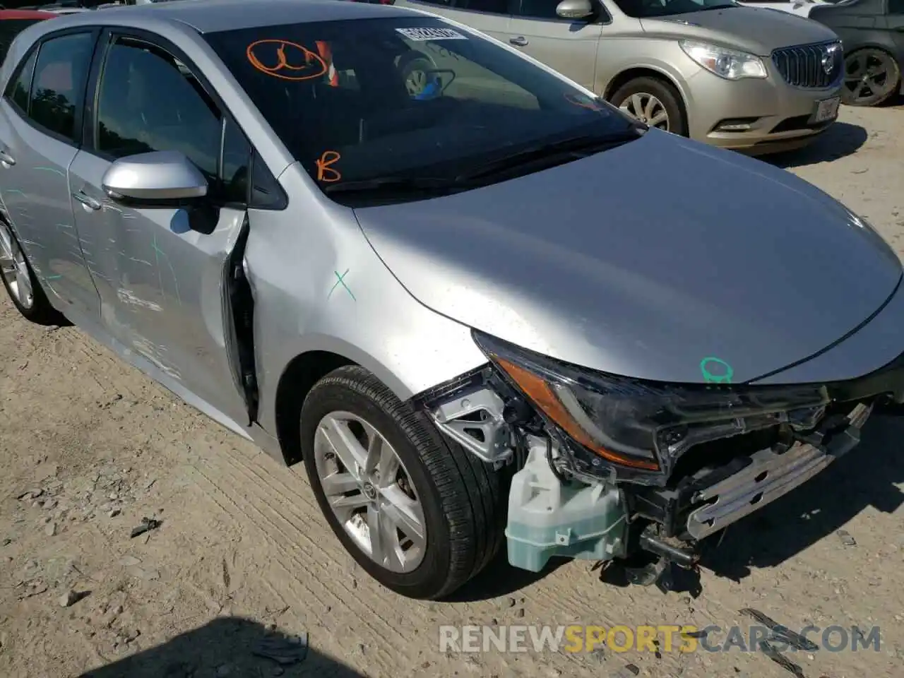 9 Photograph of a damaged car JTND4RBE2L3087790 TOYOTA COROLLA 2020