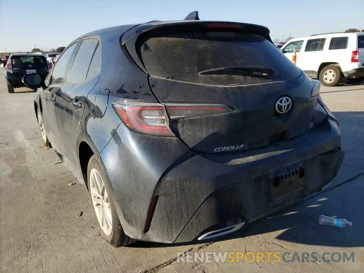 3 Photograph of a damaged car JTND4RBE2L3088325 TOYOTA COROLLA 2020