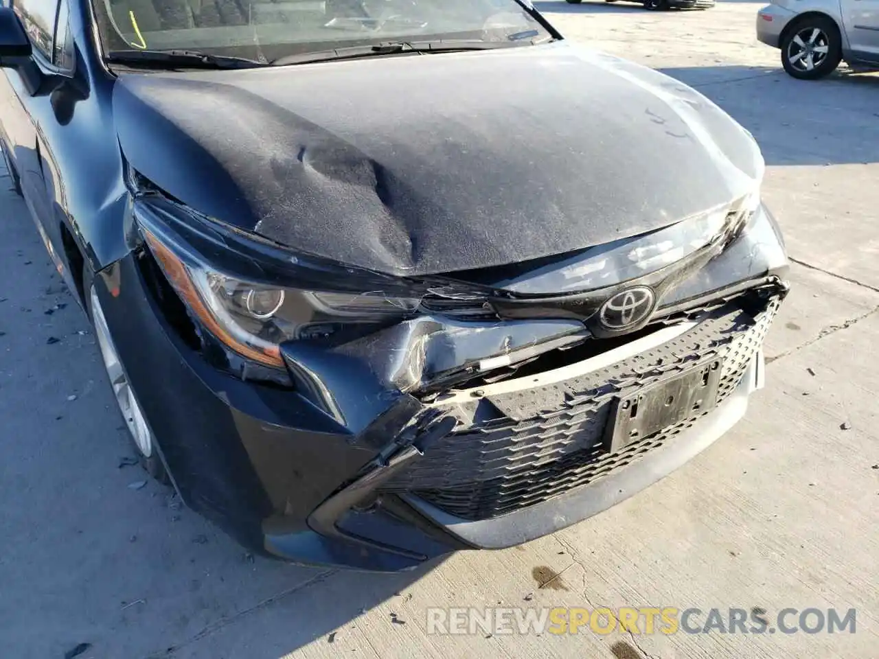 9 Photograph of a damaged car JTND4RBE2L3088325 TOYOTA COROLLA 2020