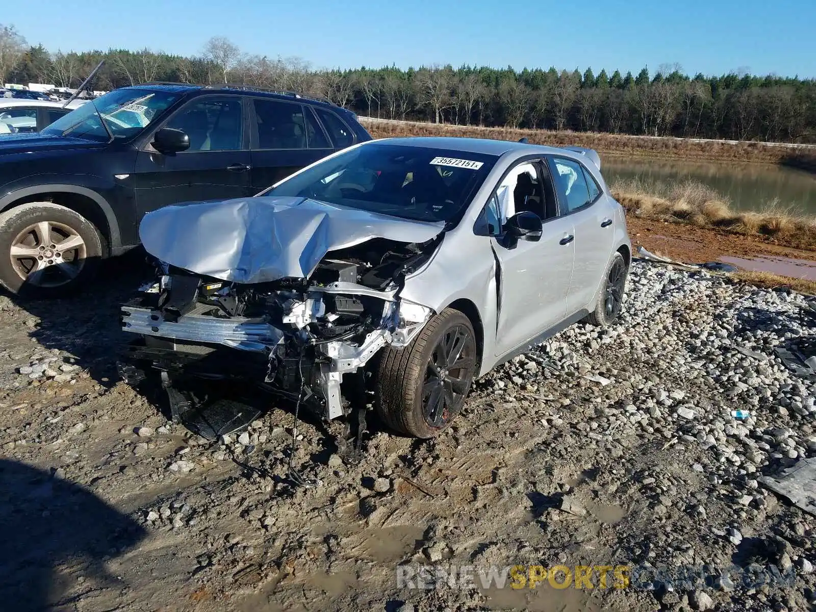 2 Photograph of a damaged car JTND4RBE2L3092035 TOYOTA COROLLA 2020