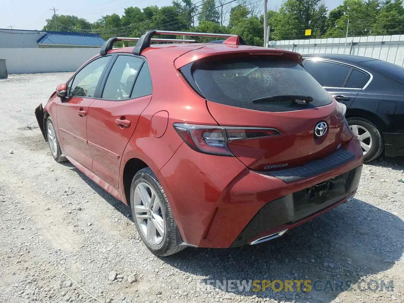 3 Photograph of a damaged car JTND4RBE2L3095209 TOYOTA COROLLA 2020