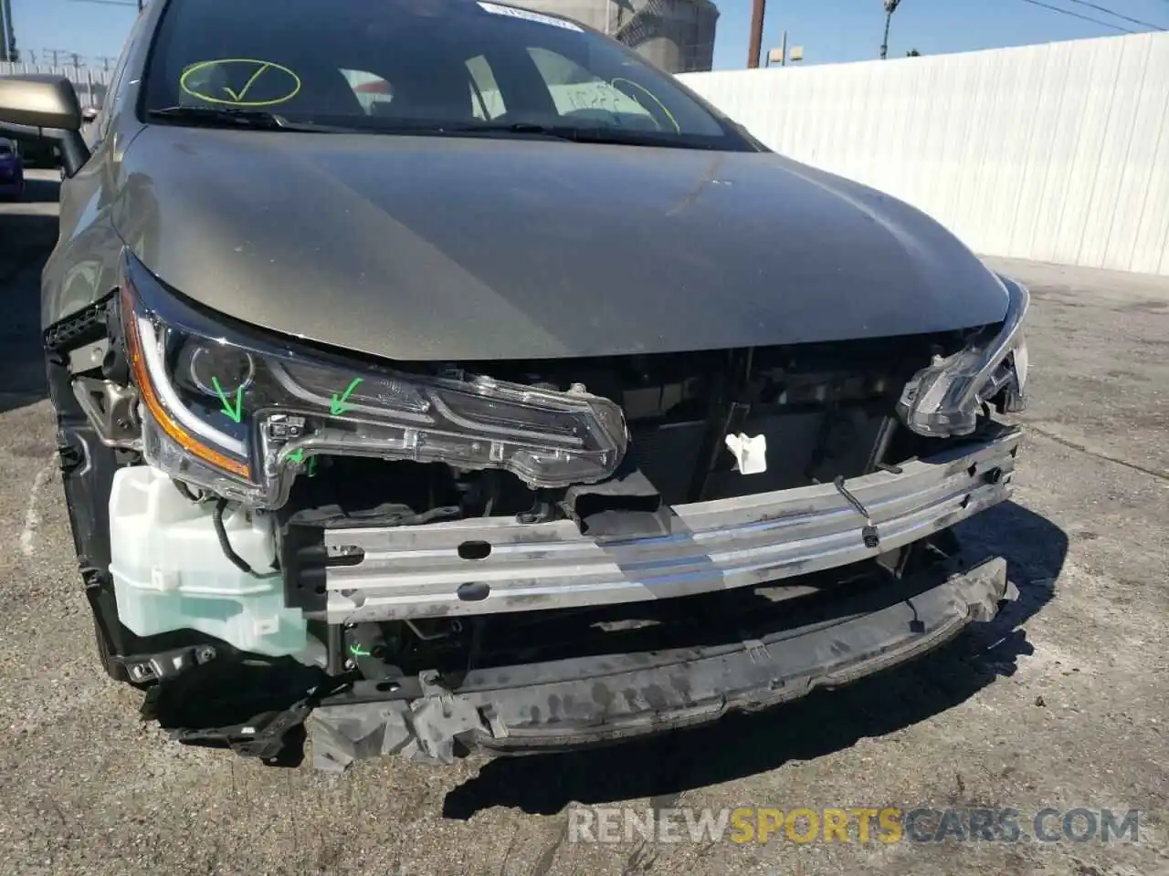 9 Photograph of a damaged car JTND4RBE2L3101493 TOYOTA COROLLA 2020