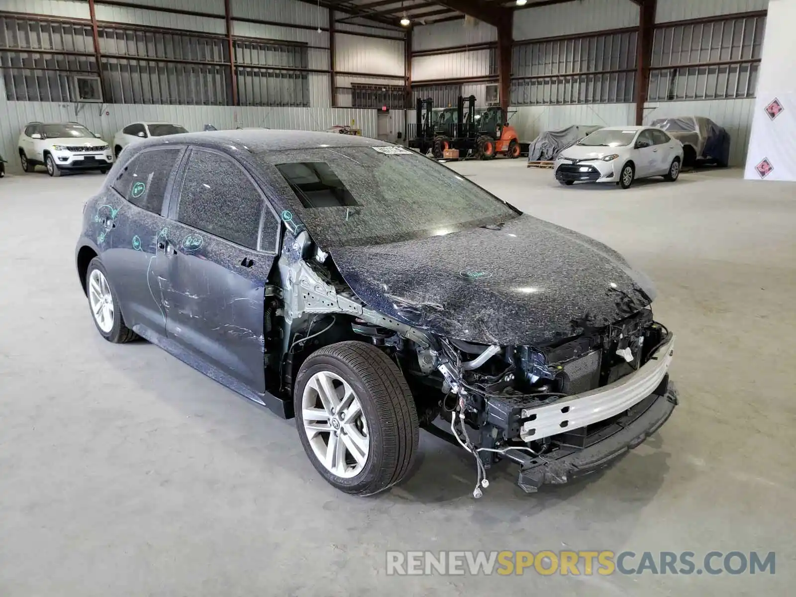 1 Photograph of a damaged car JTND4RBE3L3075955 TOYOTA COROLLA 2020