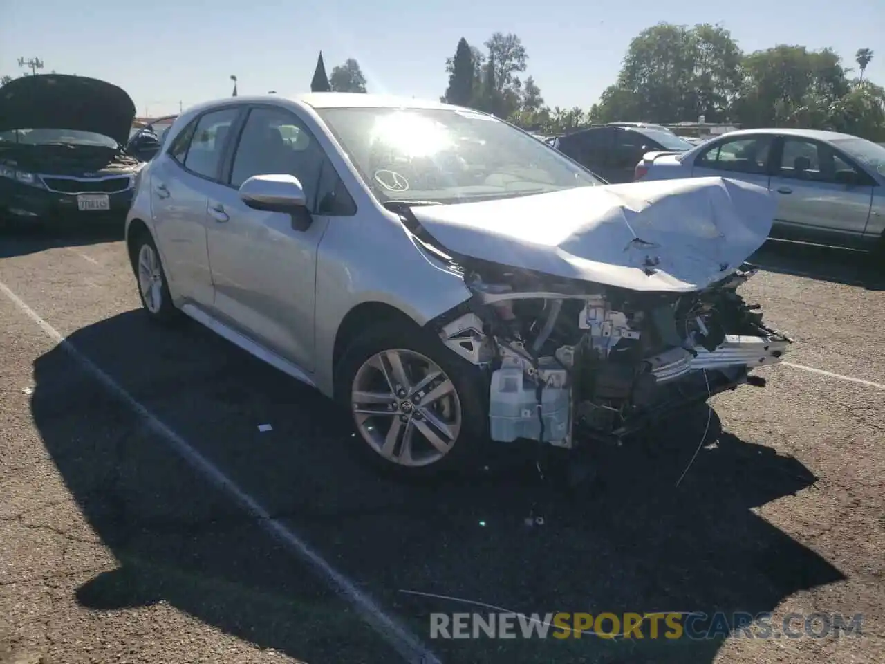 1 Photograph of a damaged car JTND4RBE3L3082999 TOYOTA COROLLA 2020