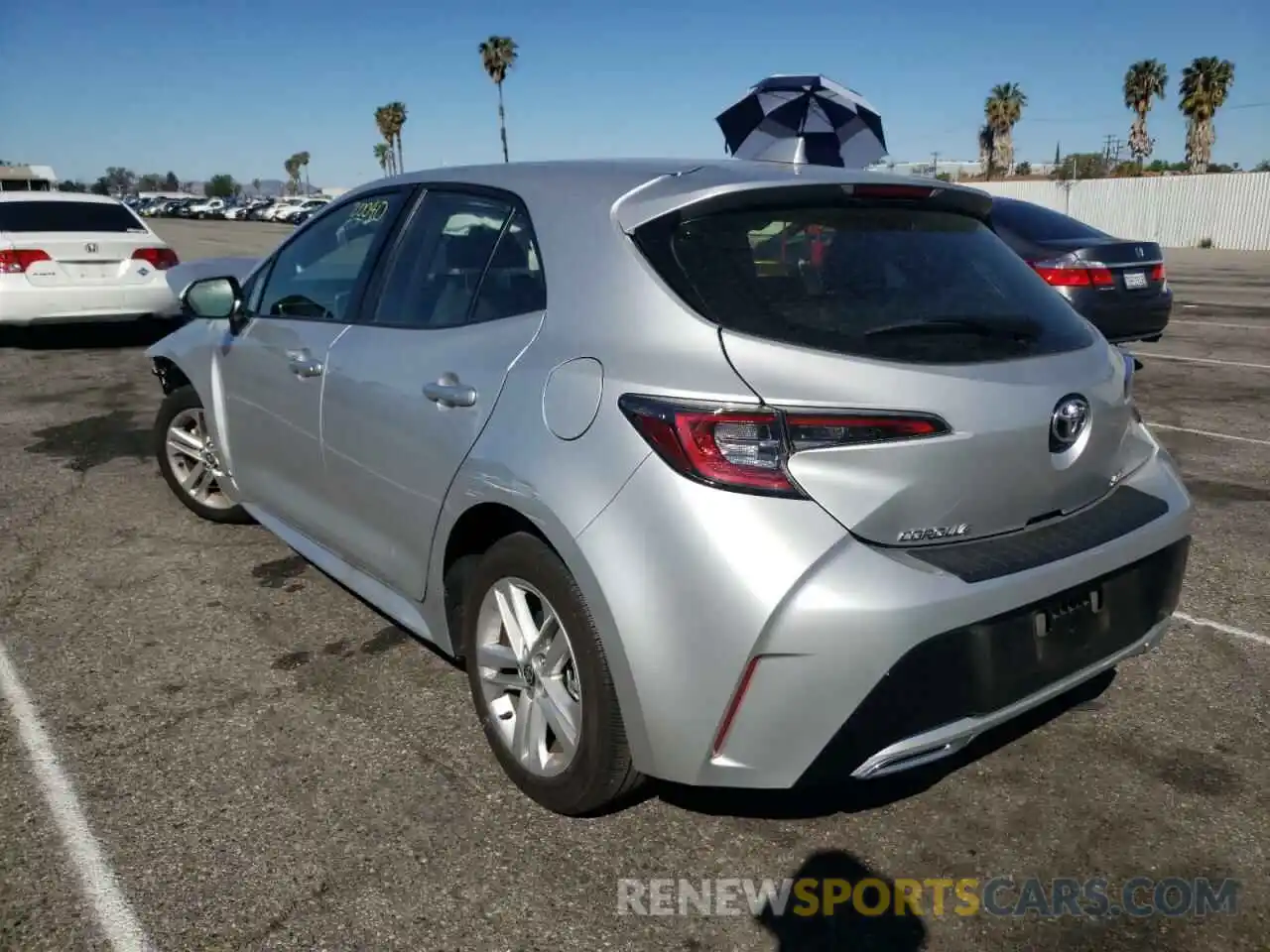 3 Photograph of a damaged car JTND4RBE3L3082999 TOYOTA COROLLA 2020