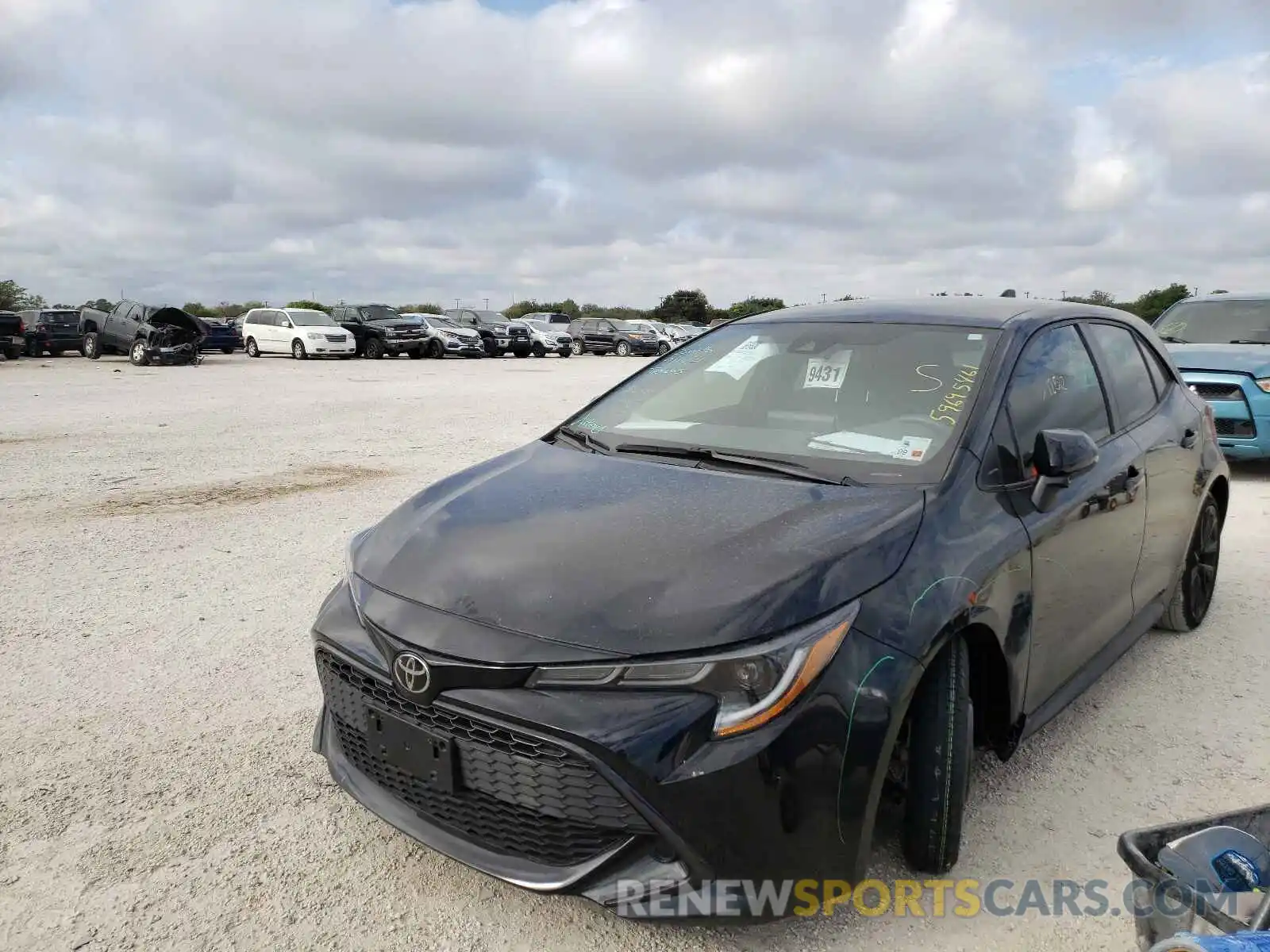 2 Photograph of a damaged car JTND4RBE3L3094246 TOYOTA COROLLA 2020