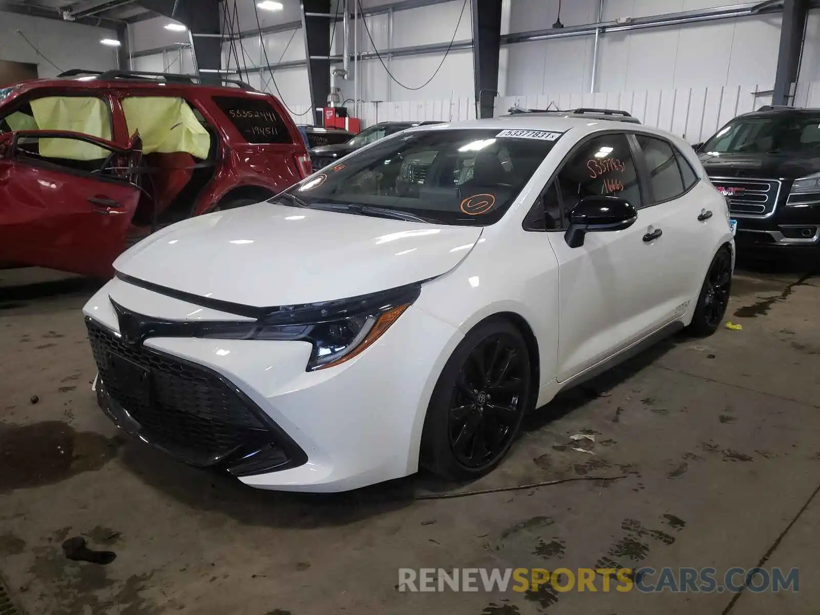 2 Photograph of a damaged car JTND4RBE3L3100000 TOYOTA COROLLA 2020