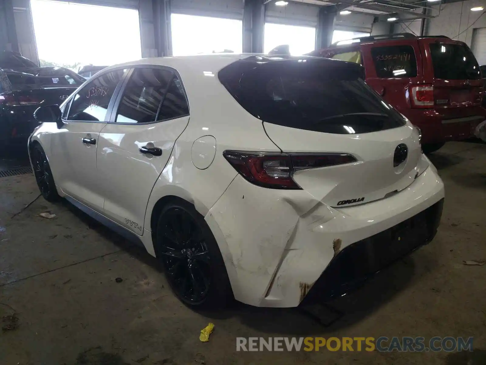 3 Photograph of a damaged car JTND4RBE3L3100000 TOYOTA COROLLA 2020