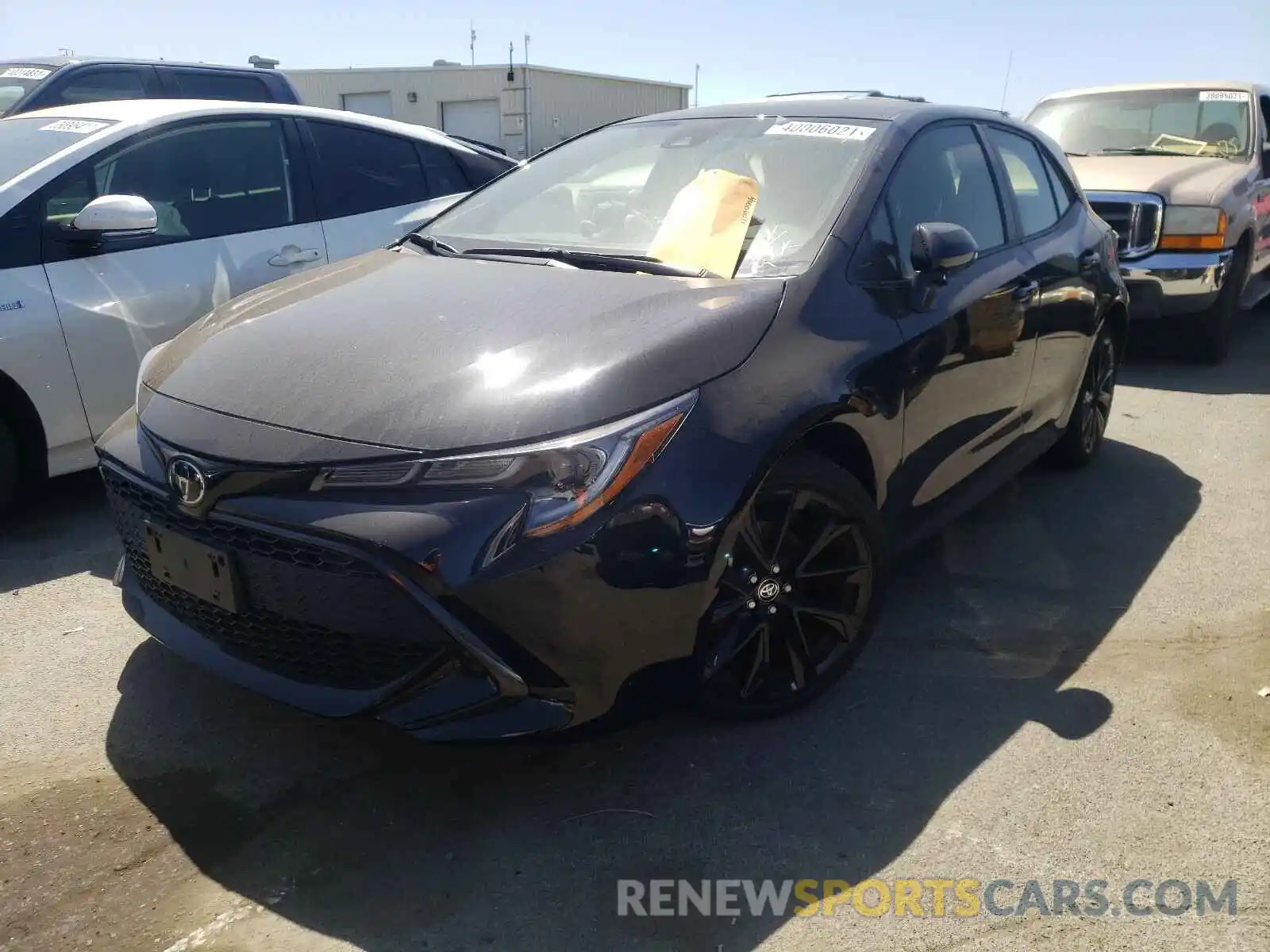 2 Photograph of a damaged car JTND4RBE4L3075916 TOYOTA COROLLA 2020