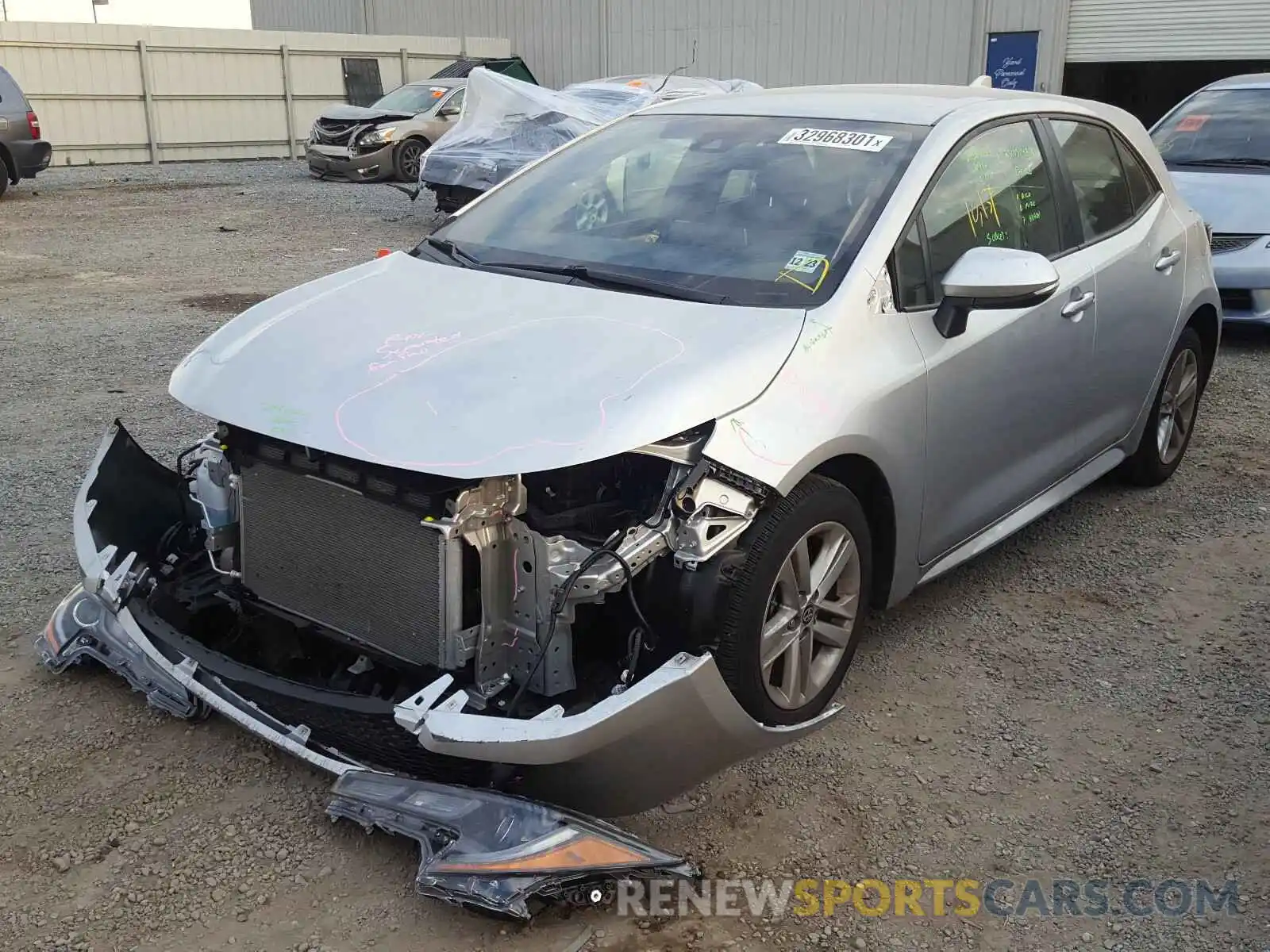 2 Photograph of a damaged car JTND4RBE4L3080985 TOYOTA COROLLA 2020