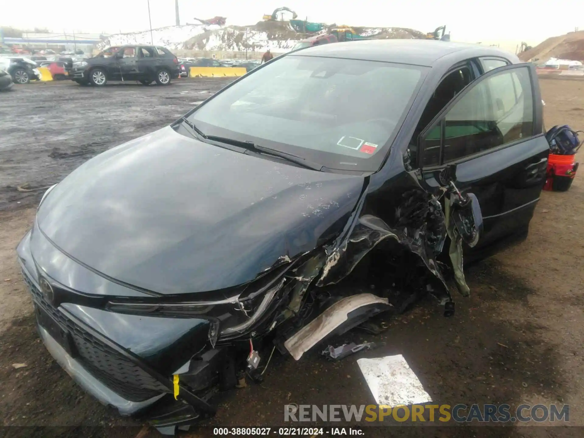 2 Photograph of a damaged car JTND4RBE4L3081067 TOYOTA COROLLA 2020